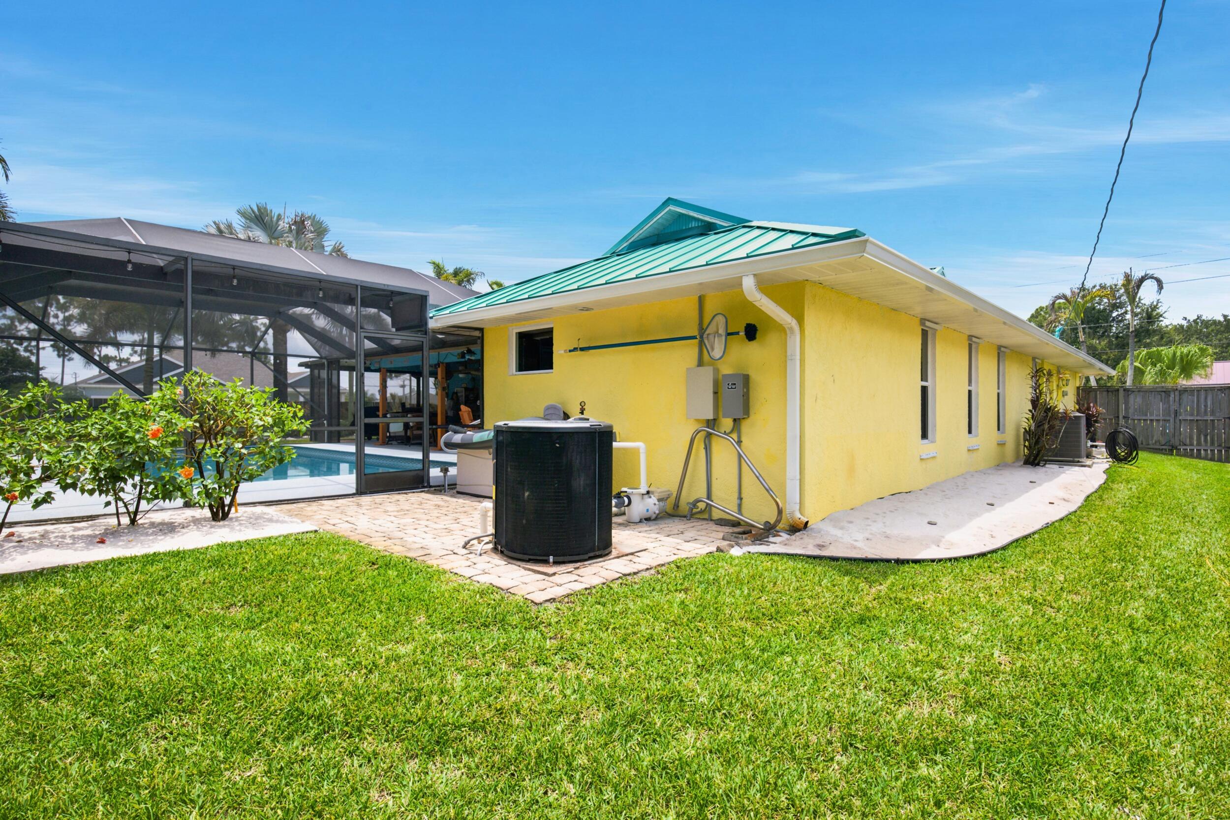 PORT ST LUCIE SECTION 13 - Residential