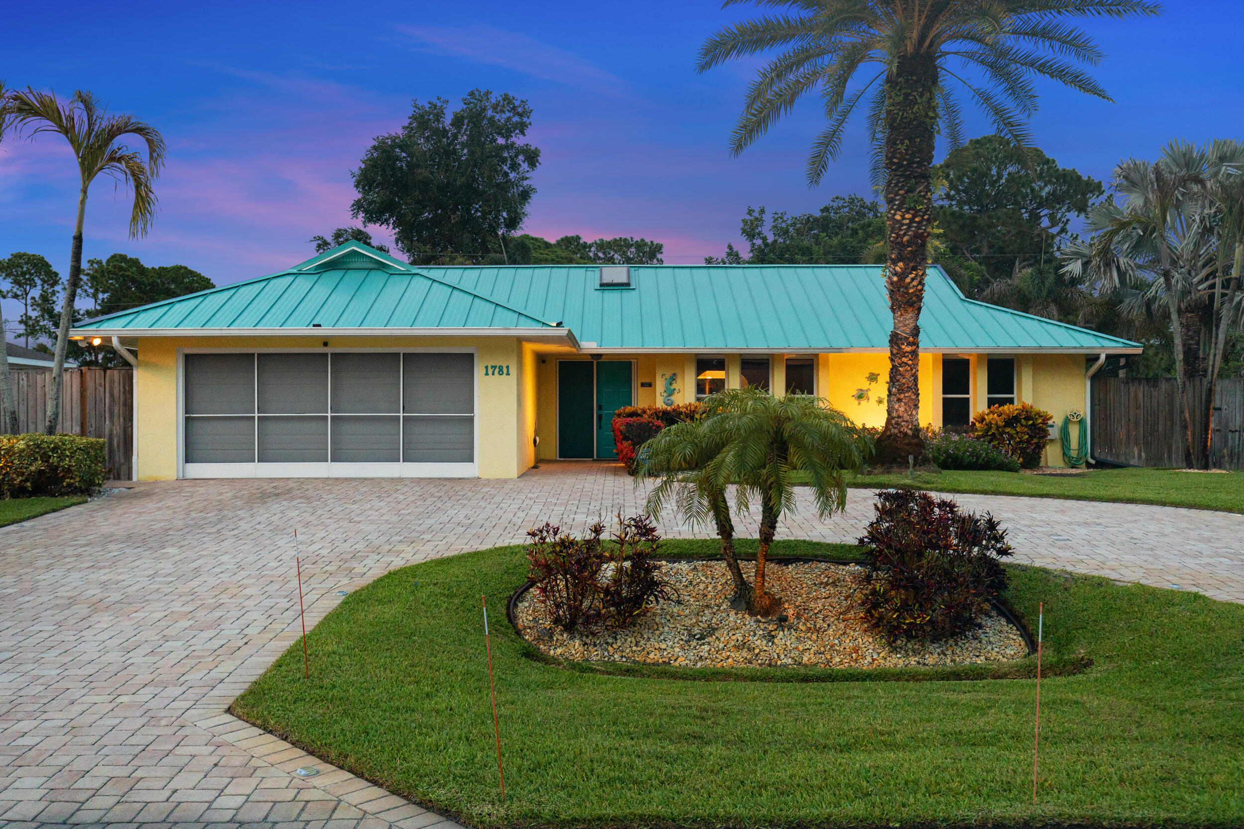 PORT ST LUCIE SECTION 13 - Residential