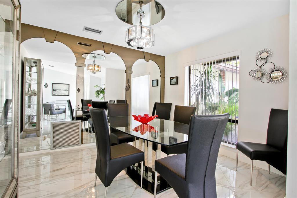 COUNTRY CLUB VILLAGE SEC B - Residential