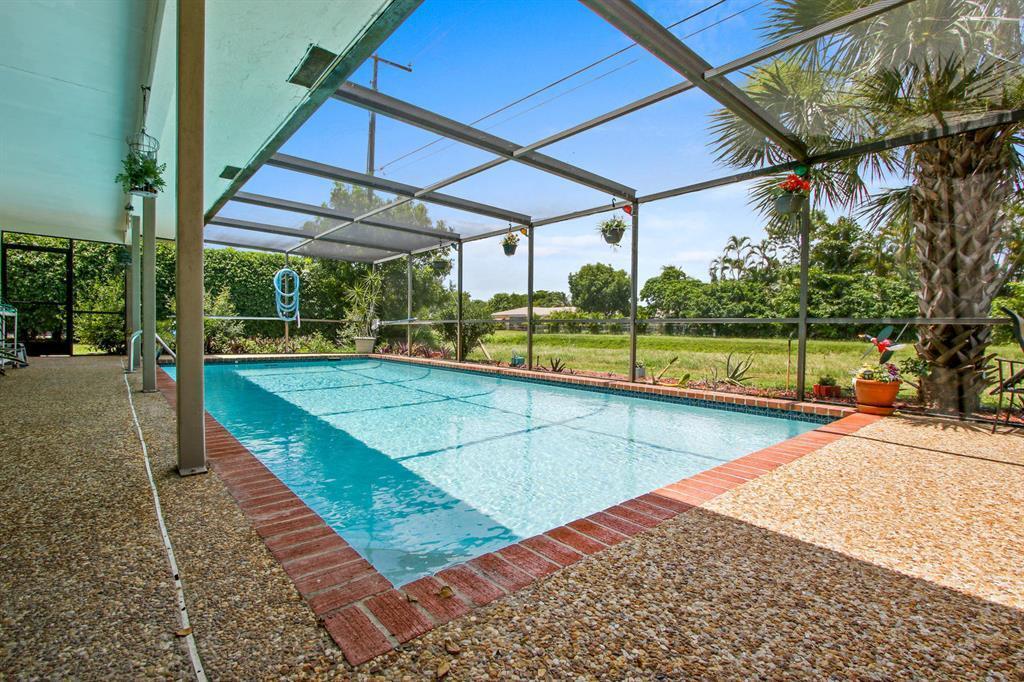 COUNTRY CLUB VILLAGE SEC B - Residential