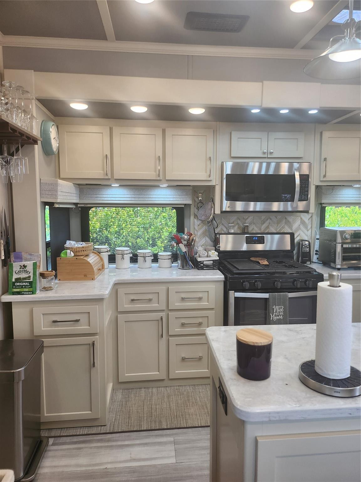 SILVER PALMS RV VILLAGE - Land
