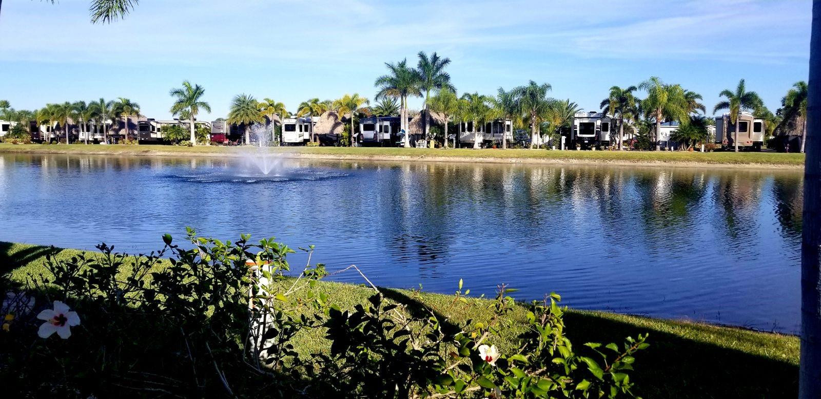 SILVER PALMS RV VILLAGE - Land