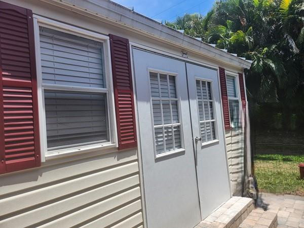 SILVER PALMS RV VILLAGE - Land