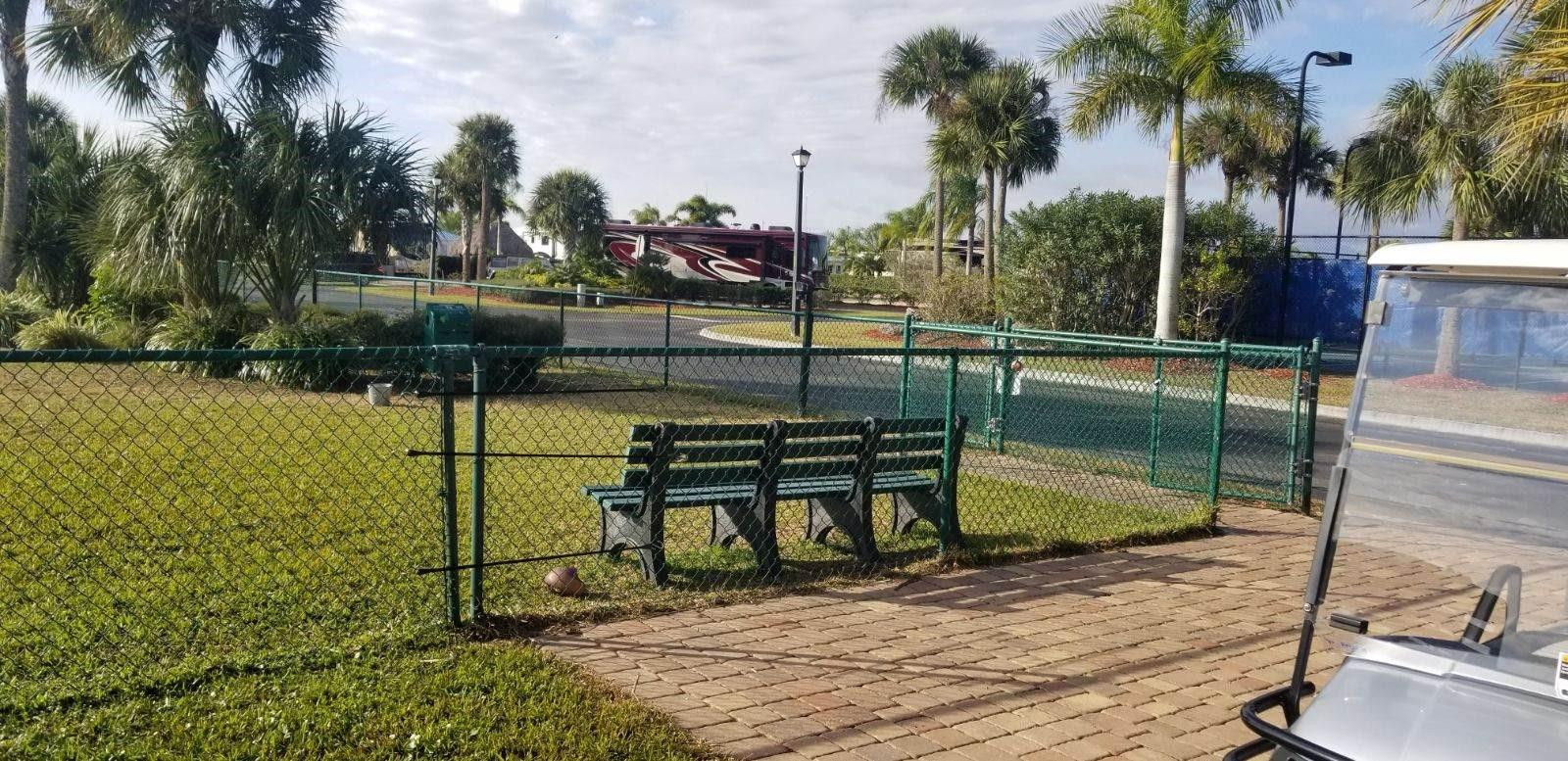 SILVER PALMS RV VILLAGE - Land