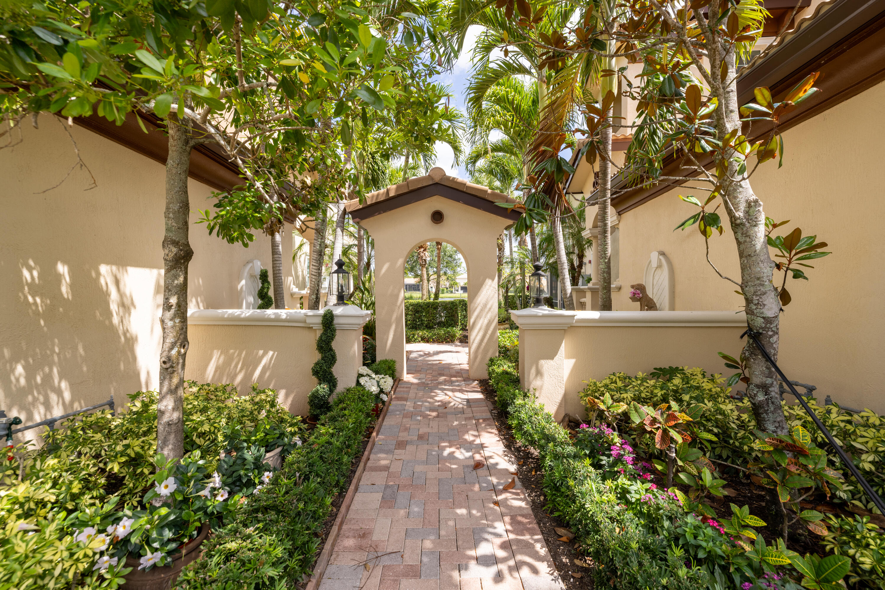 Jupiter Country Club - Residential