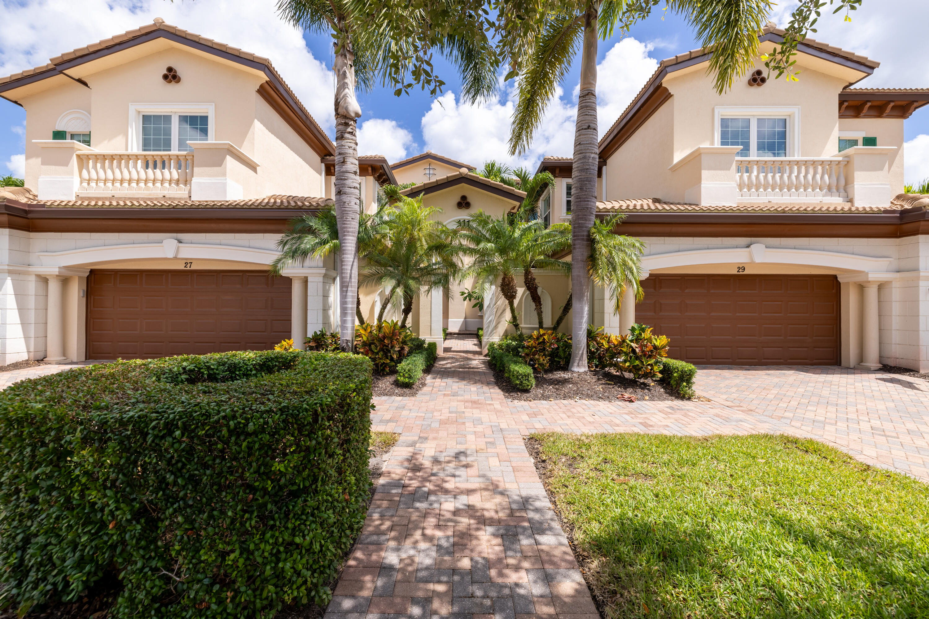 Jupiter Country Club - Residential