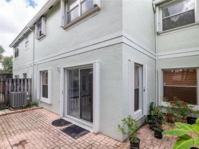 LES CHATEAUX VILLAGE - Residential