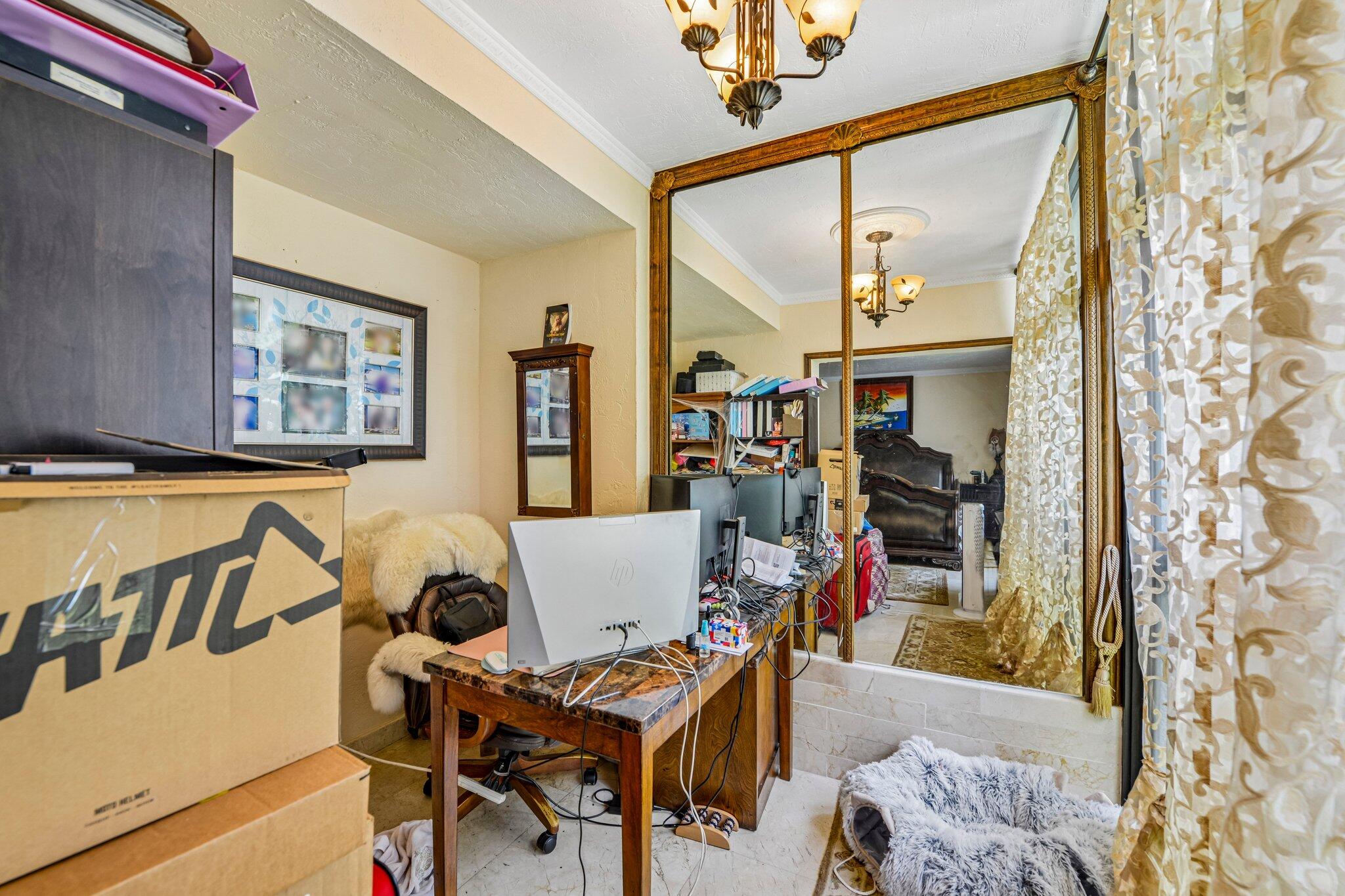 POINCIANA IS YT & RCQ CLUB CONDO - Residential