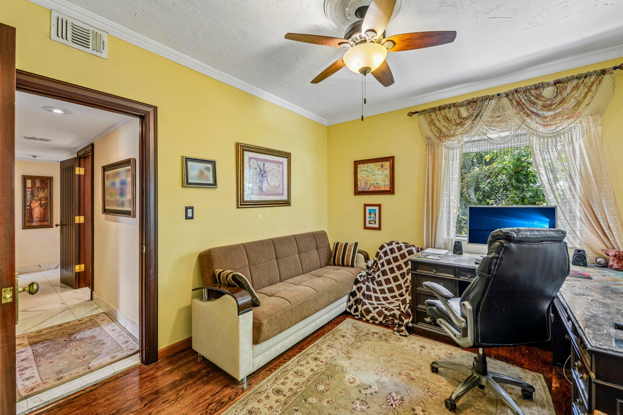 POINCIANA IS YT & RCQ CLUB CONDO - Residential