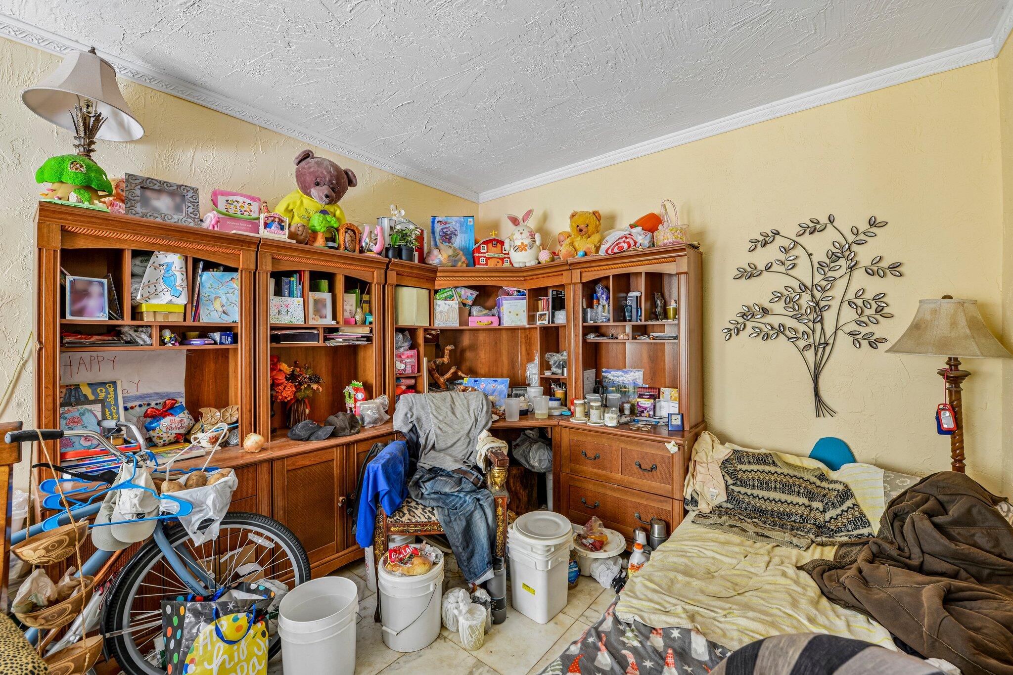 POINCIANA IS YT & RCQ CLUB CONDO - Residential