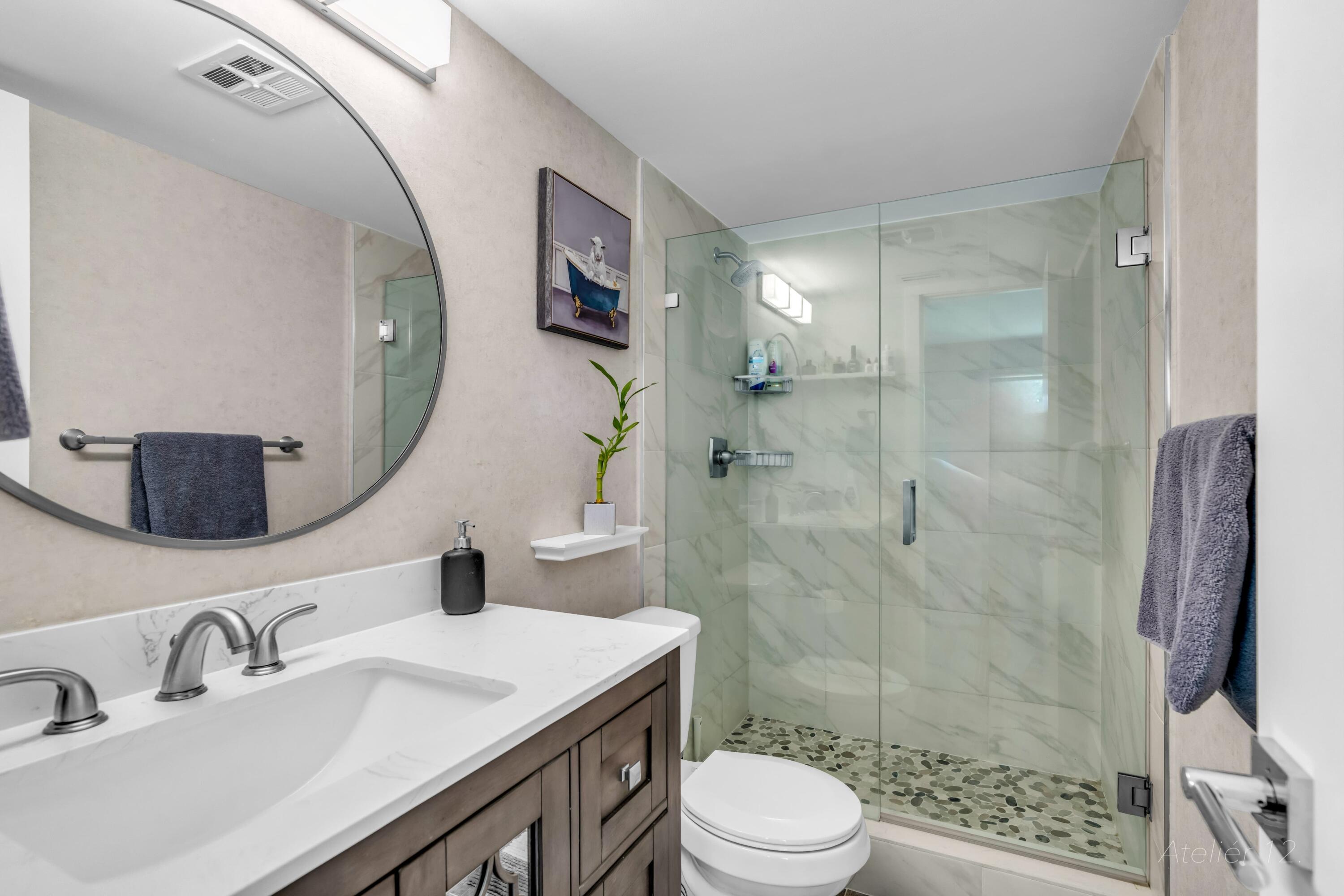 KINGS PARK GARDEN APTS CONDO - Residential