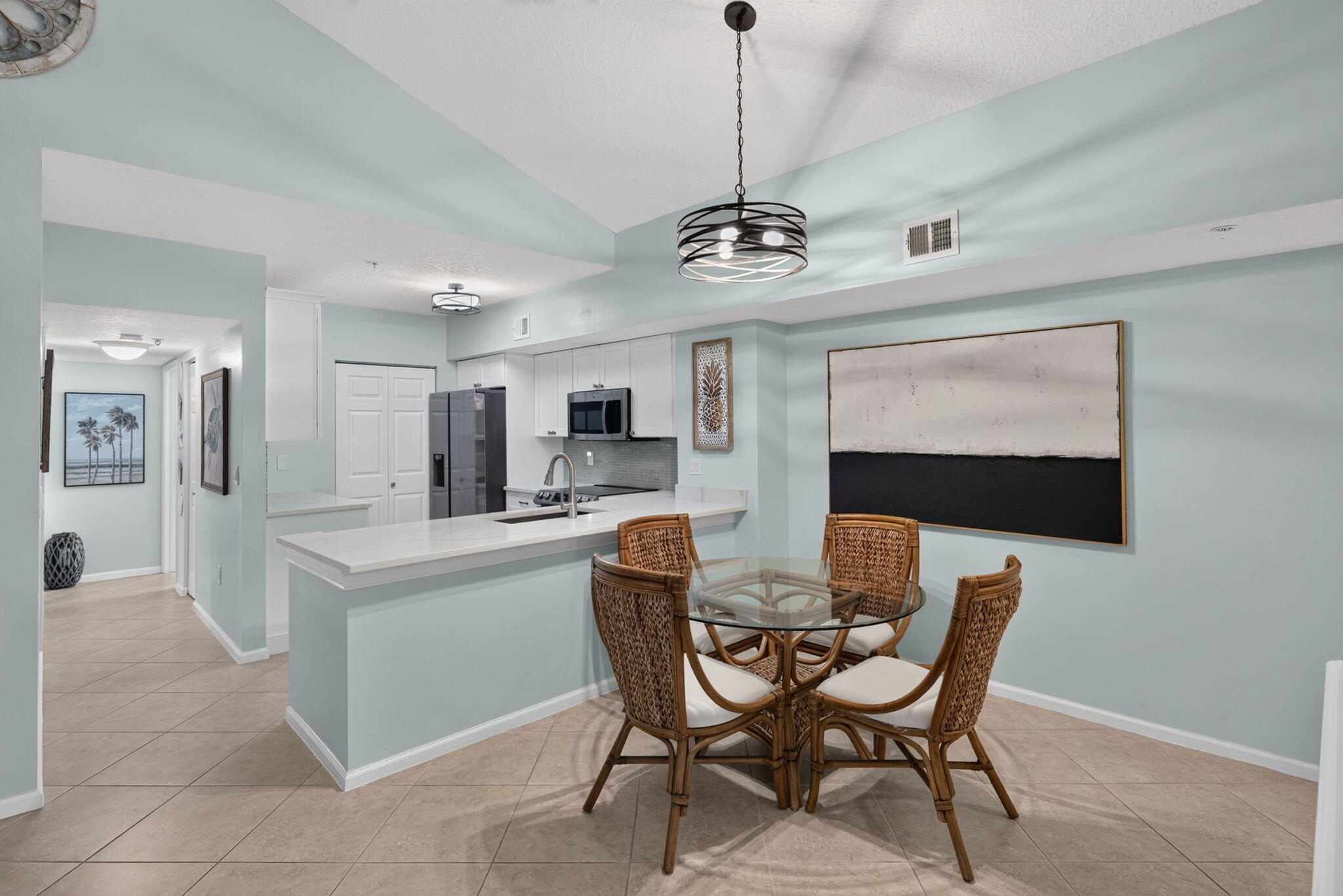LIGHTHOUSE COVE AT TEQUESTA CONDO - Residential
