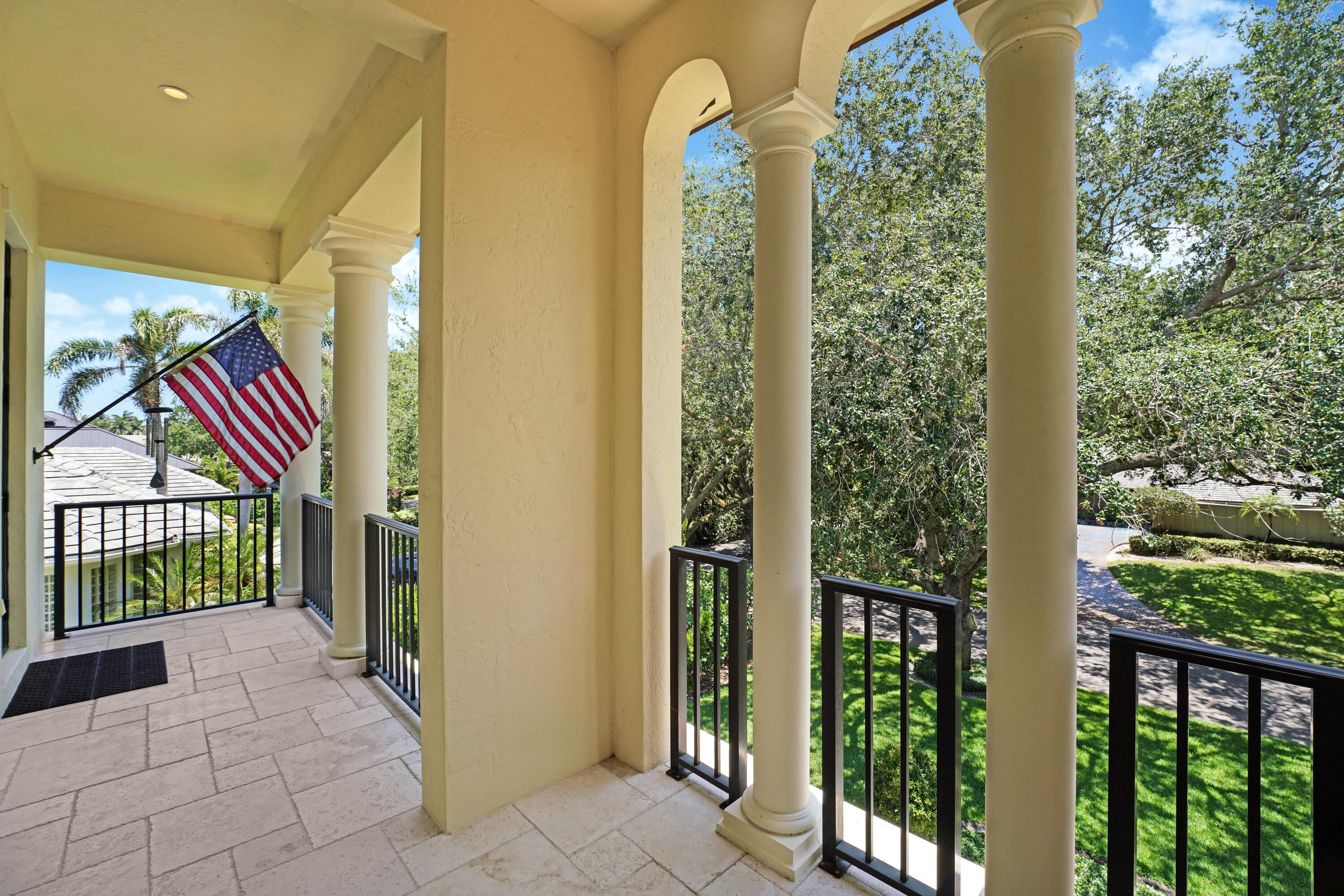HERITAGE OAKS - Residential