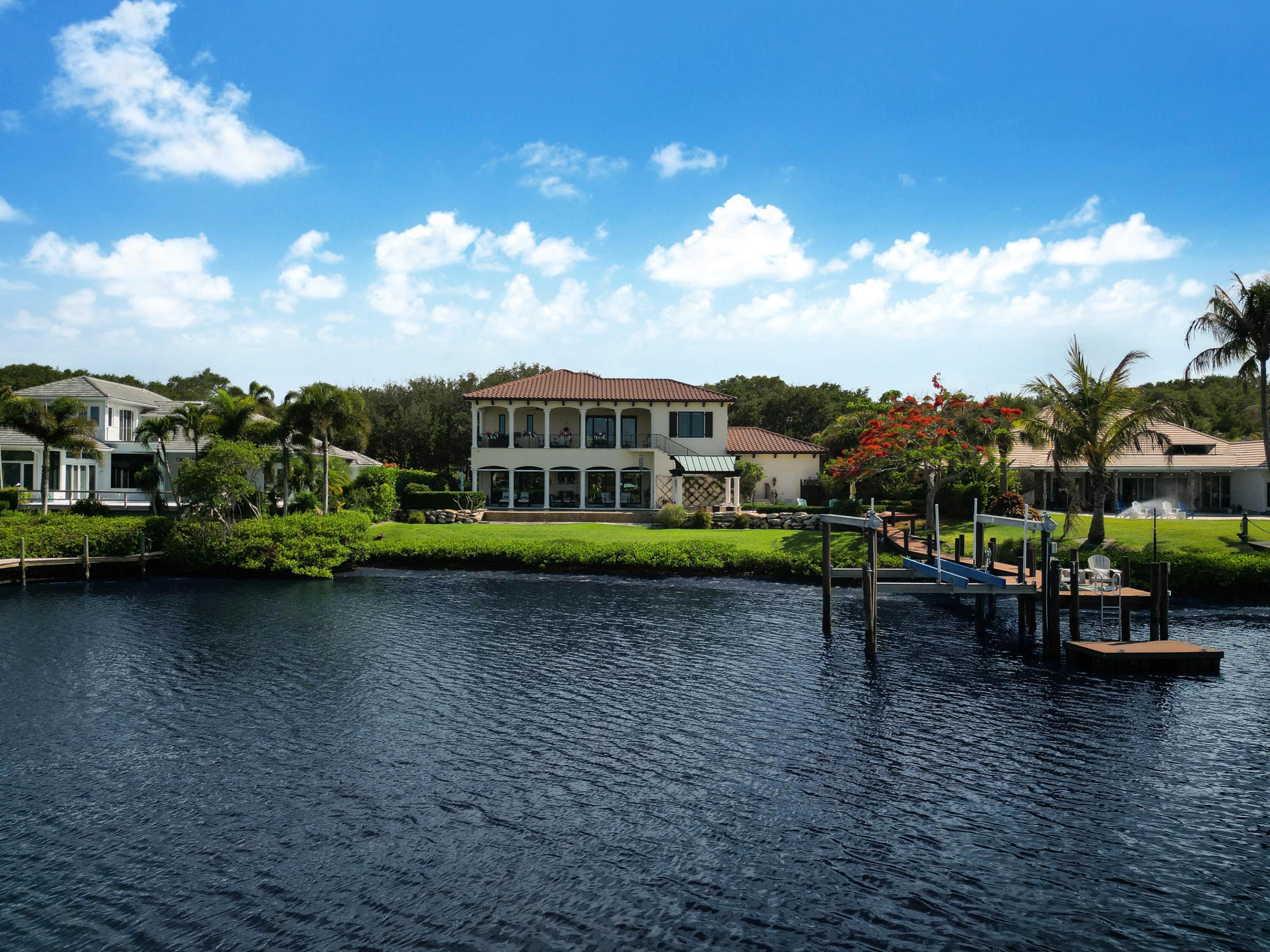 HERITAGE OAKS - Residential