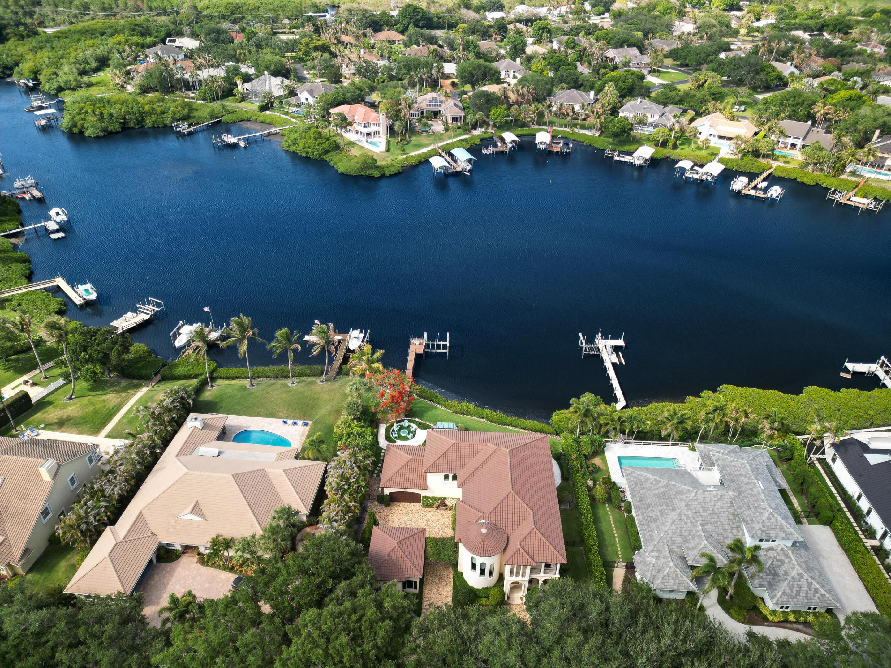 HERITAGE OAKS - Residential