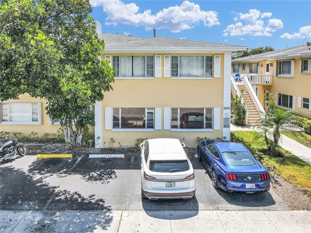 Iperial Point Gardens - Residential