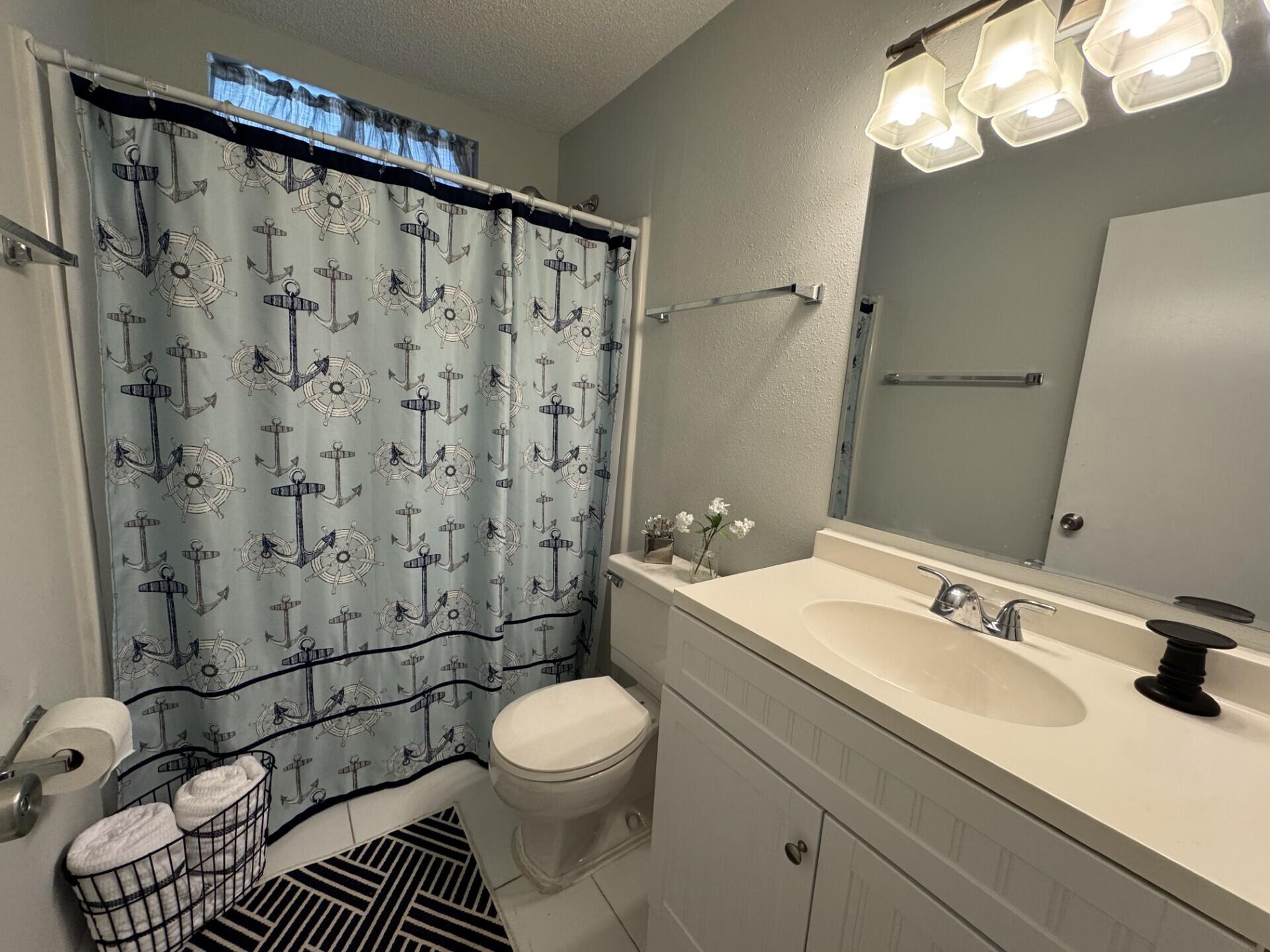 BEACON 21 CONDO - Residential