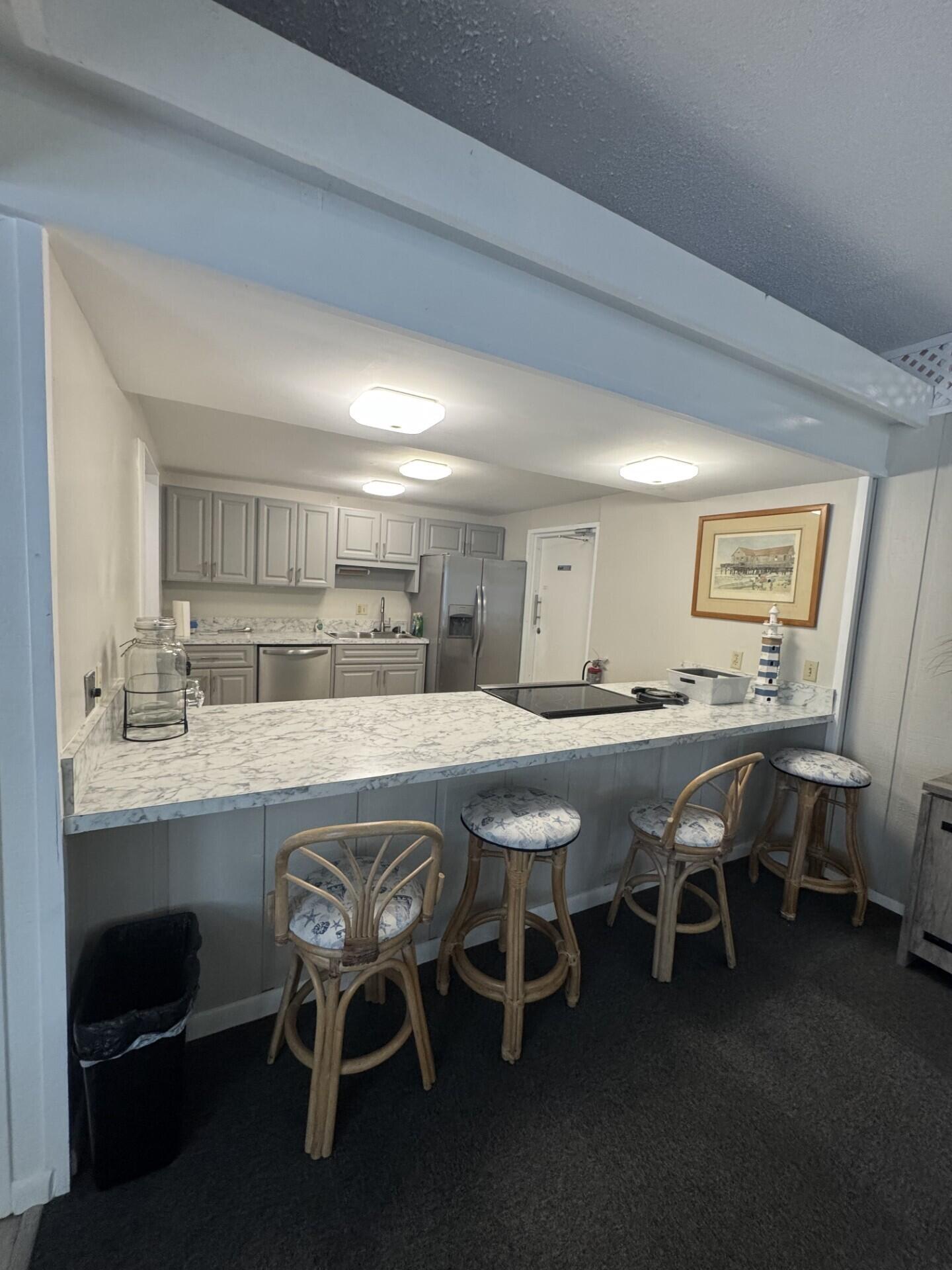 BEACON 21 CONDO - Residential