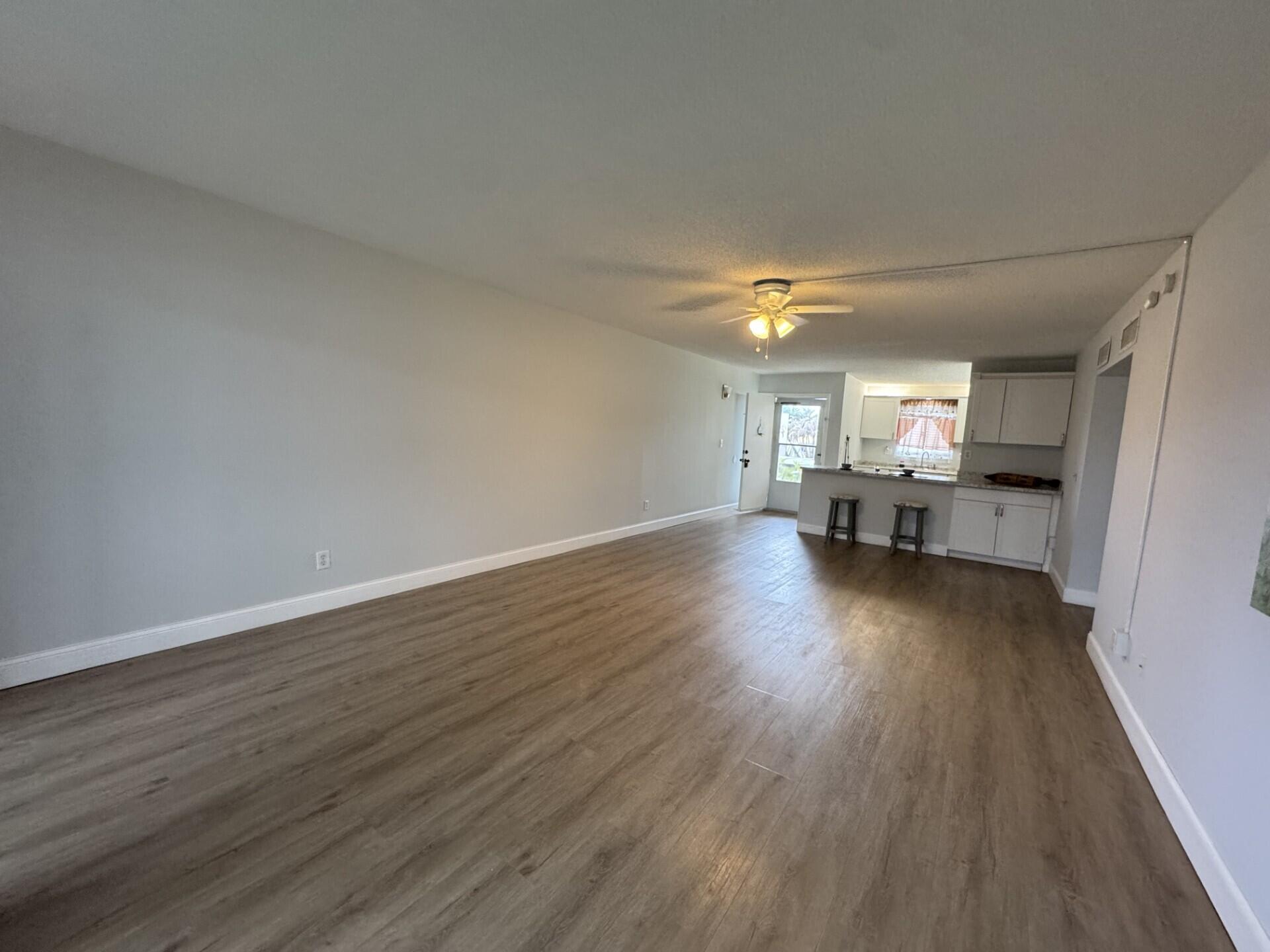 BEACON 21 CONDO - Residential