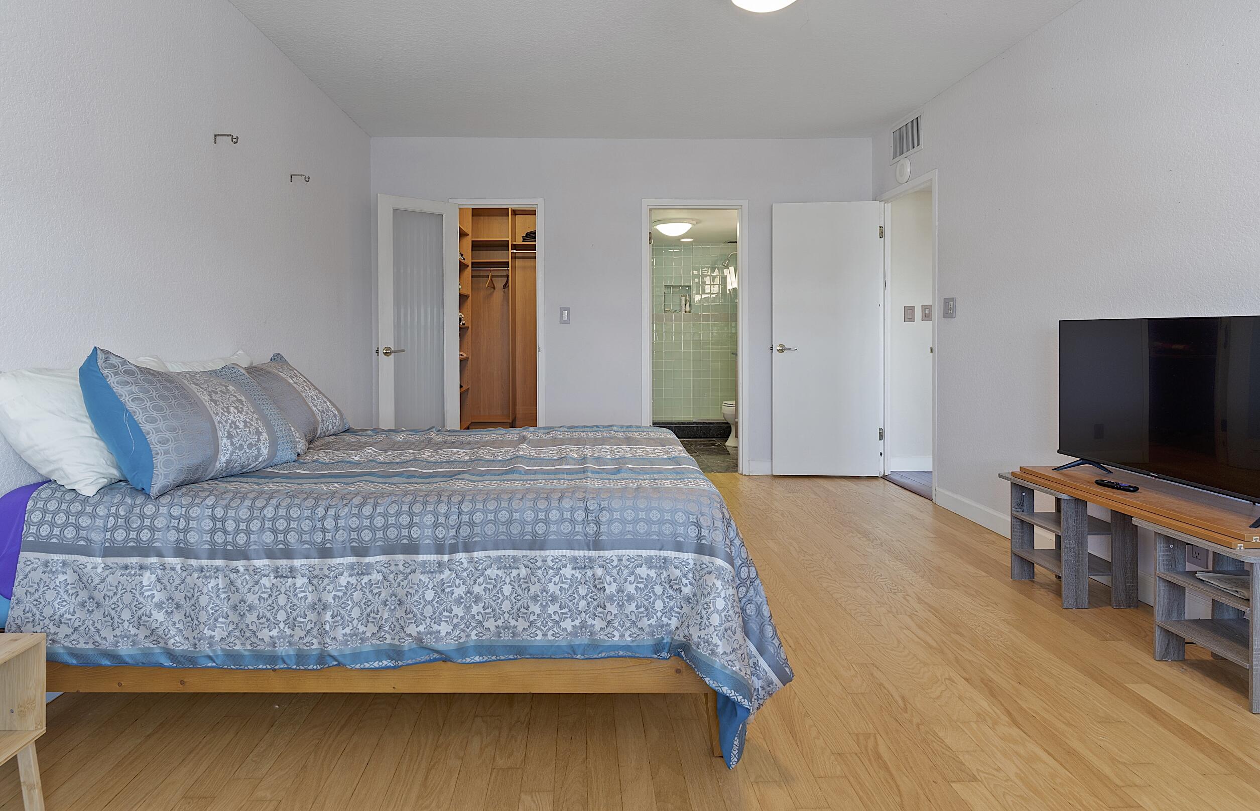 MARINE TOWER CONDO - Residential