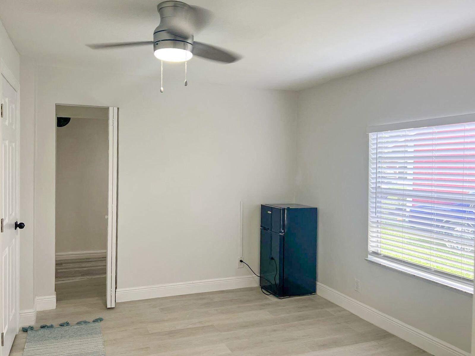 COUNTERPOINT ESTATES 3 - Residential Lease