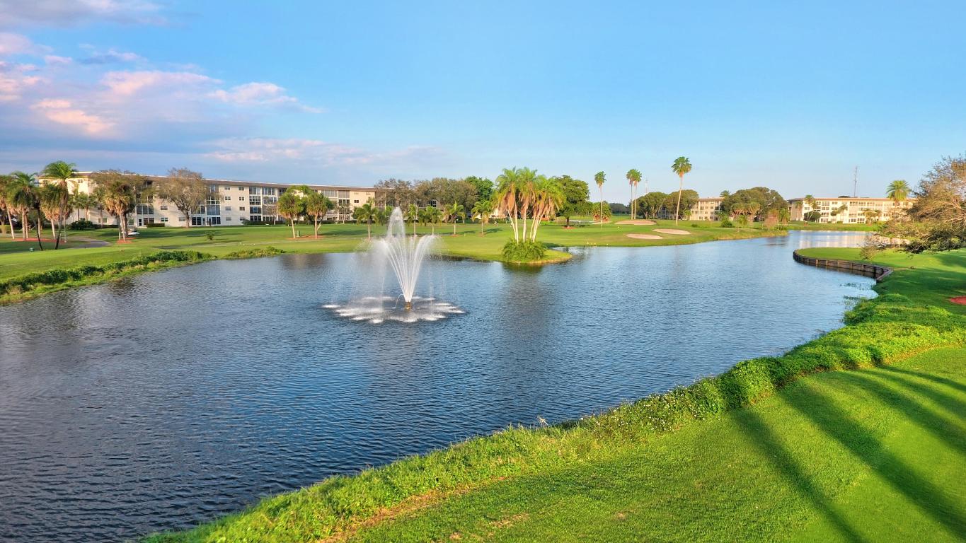 WYNMOOR VILLAGE - Residential