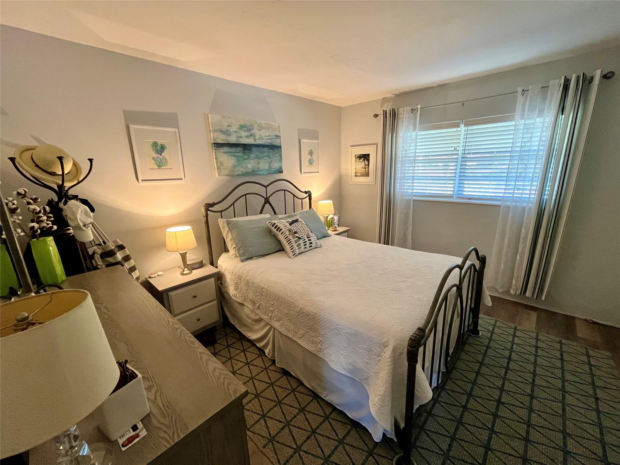 LIGHTHOUSE APARTMENTS - Residential