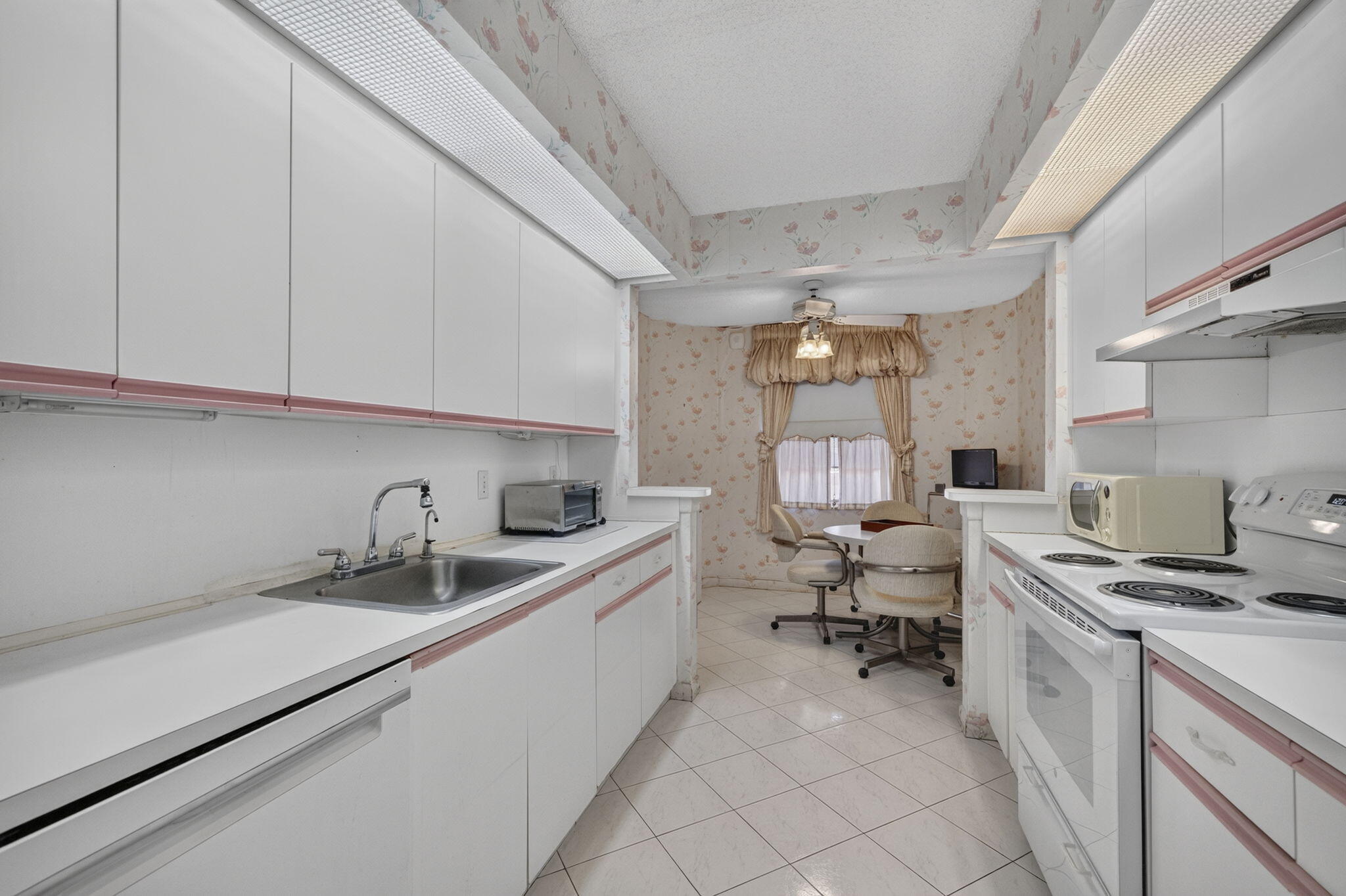ANDROS VILLAGE C CONDO - Residential