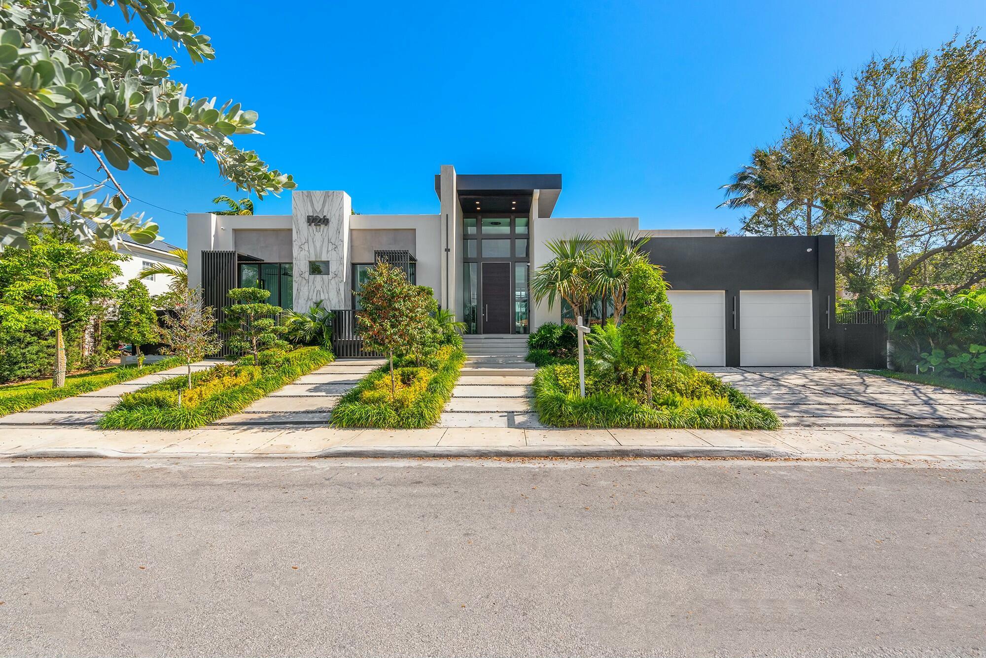 RIVIERA ISLES - Residential