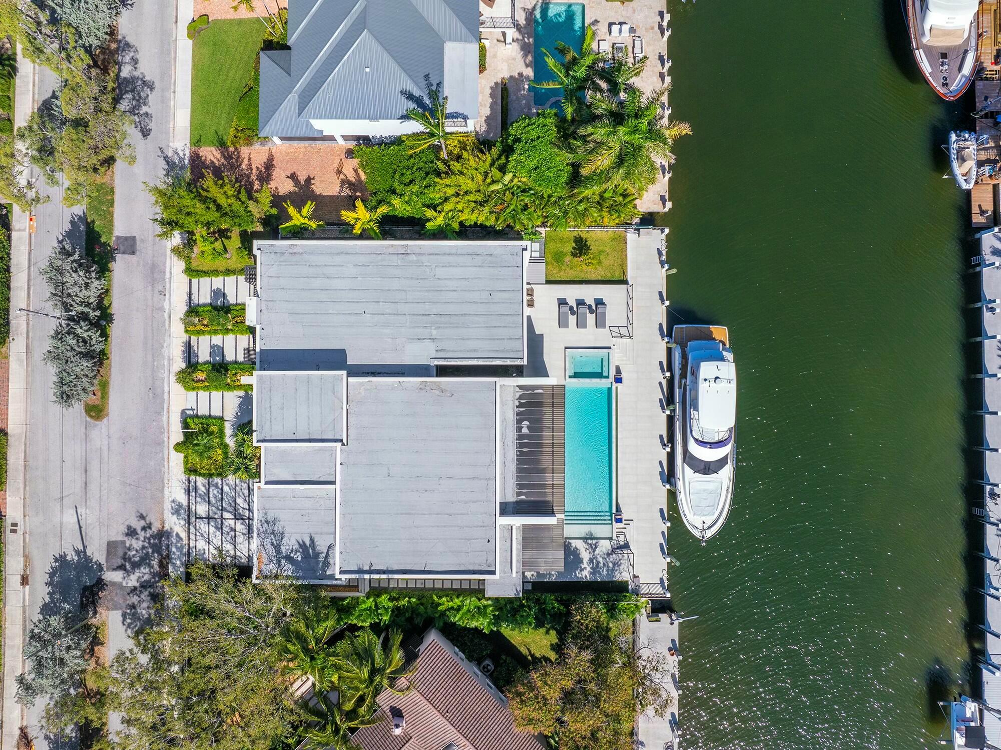 RIVIERA ISLES - Residential