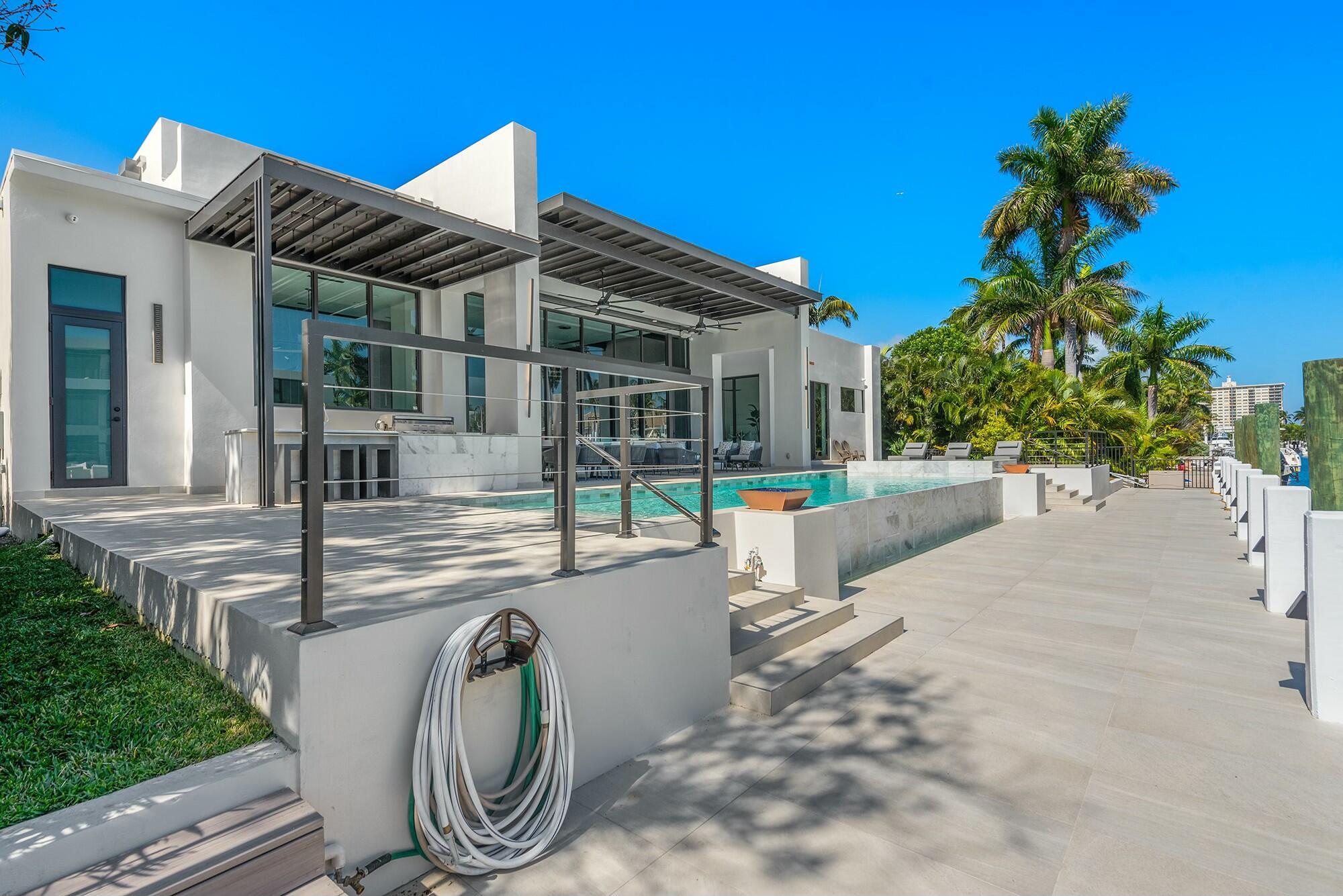 RIVIERA ISLES - Residential