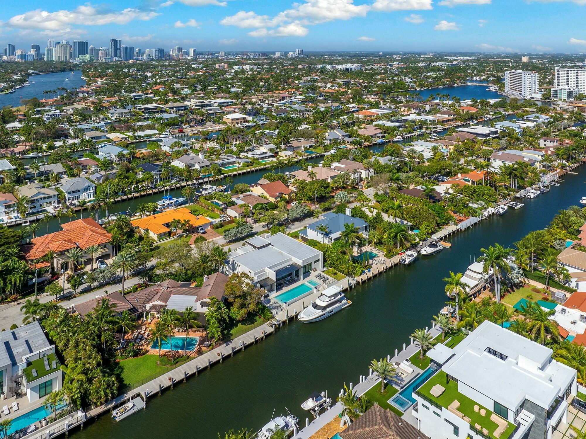 RIVIERA ISLES - Residential