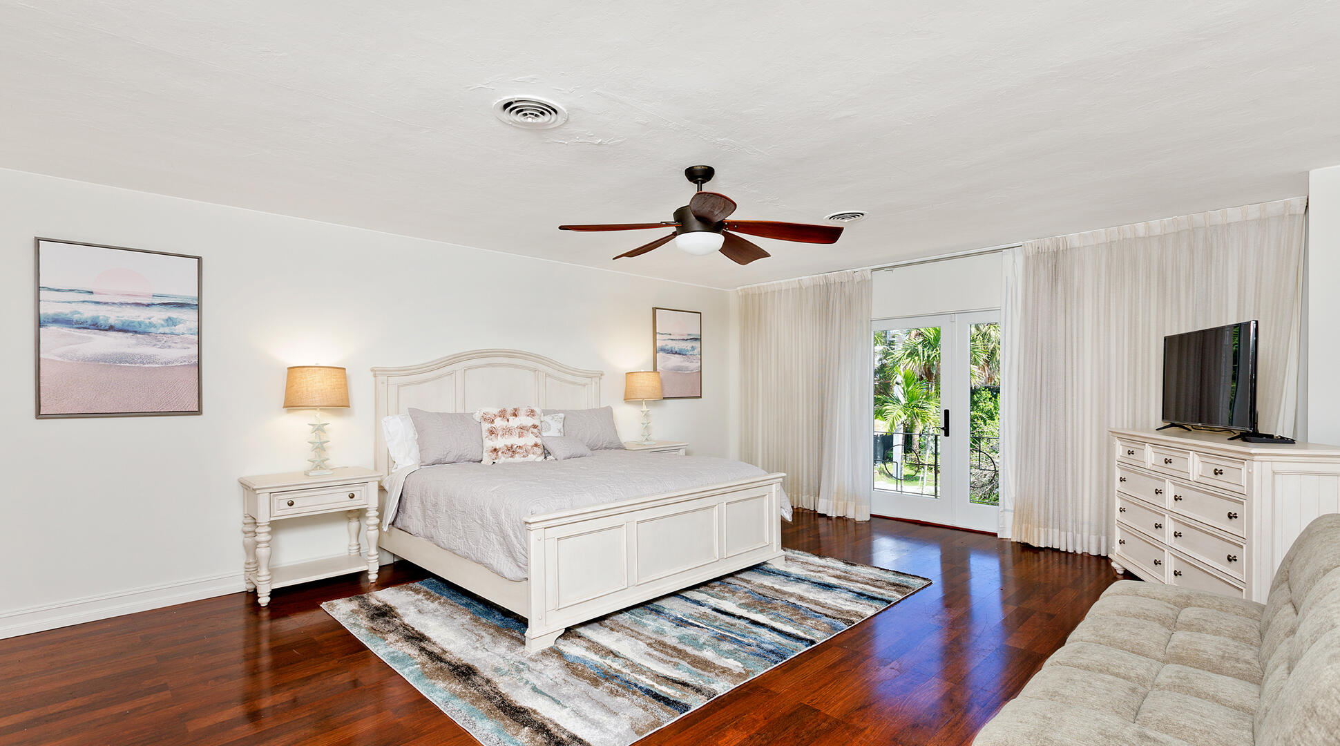 HILLSBORO SHORES SEC - Residential