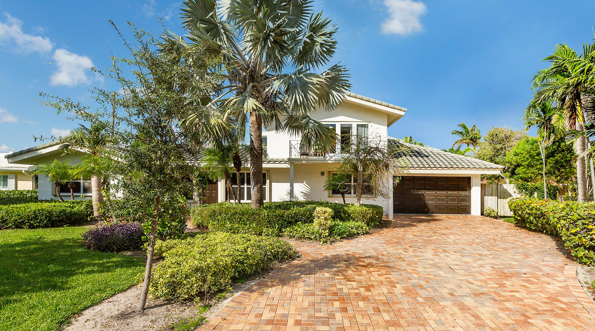 HILLSBORO SHORES SEC - Residential