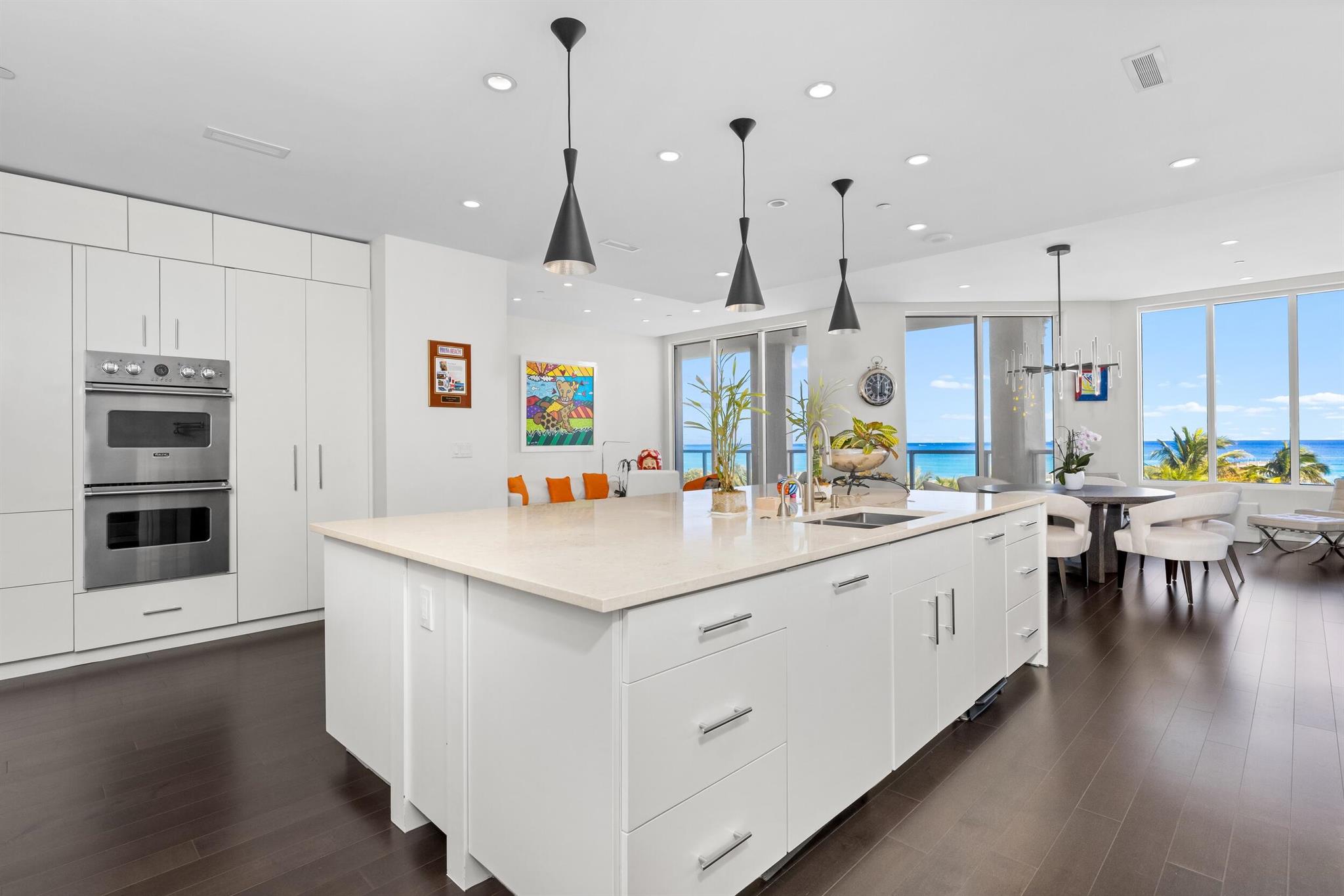 BELLARIA CONDO - Residential