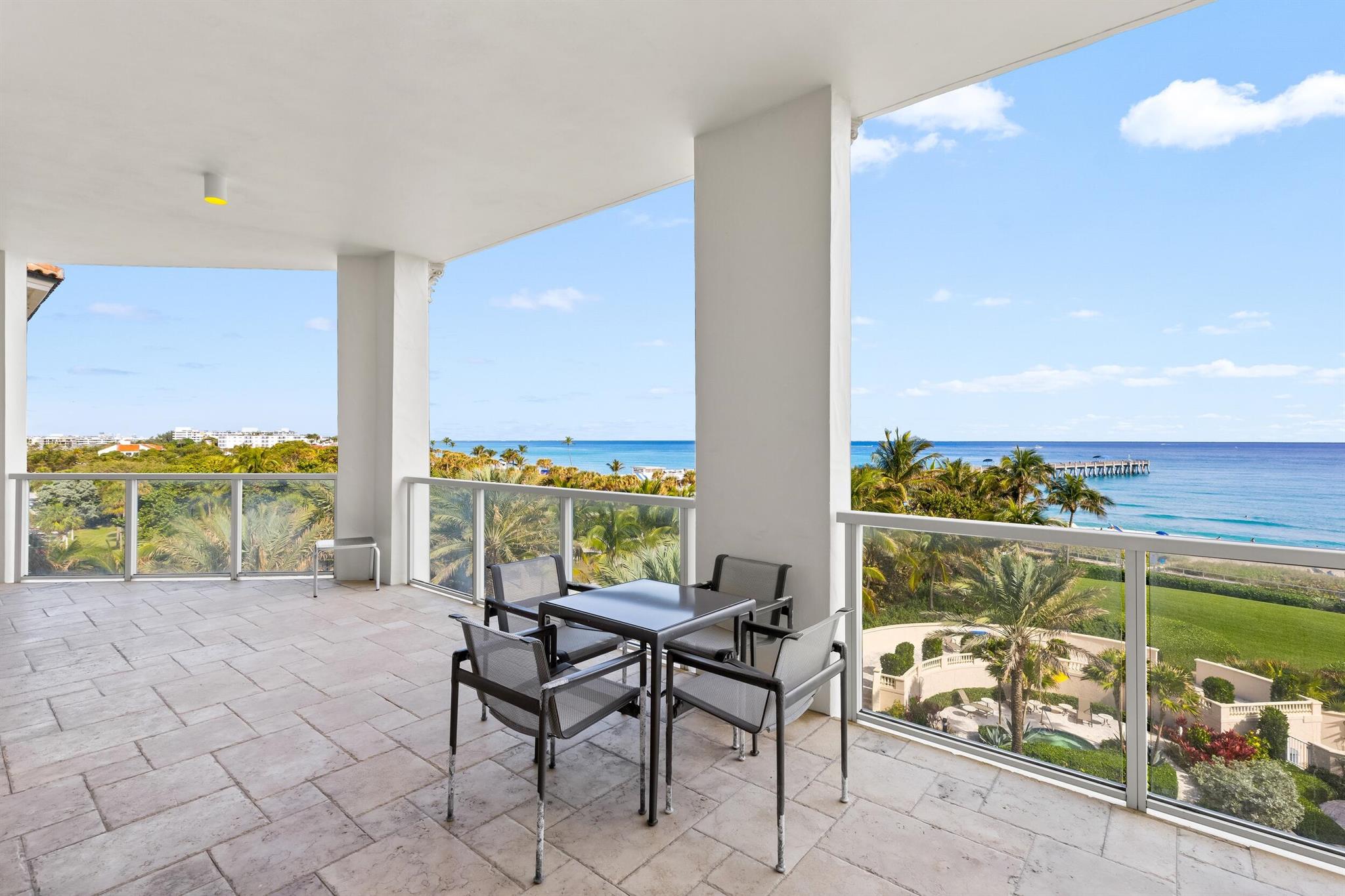 BELLARIA CONDO - Residential