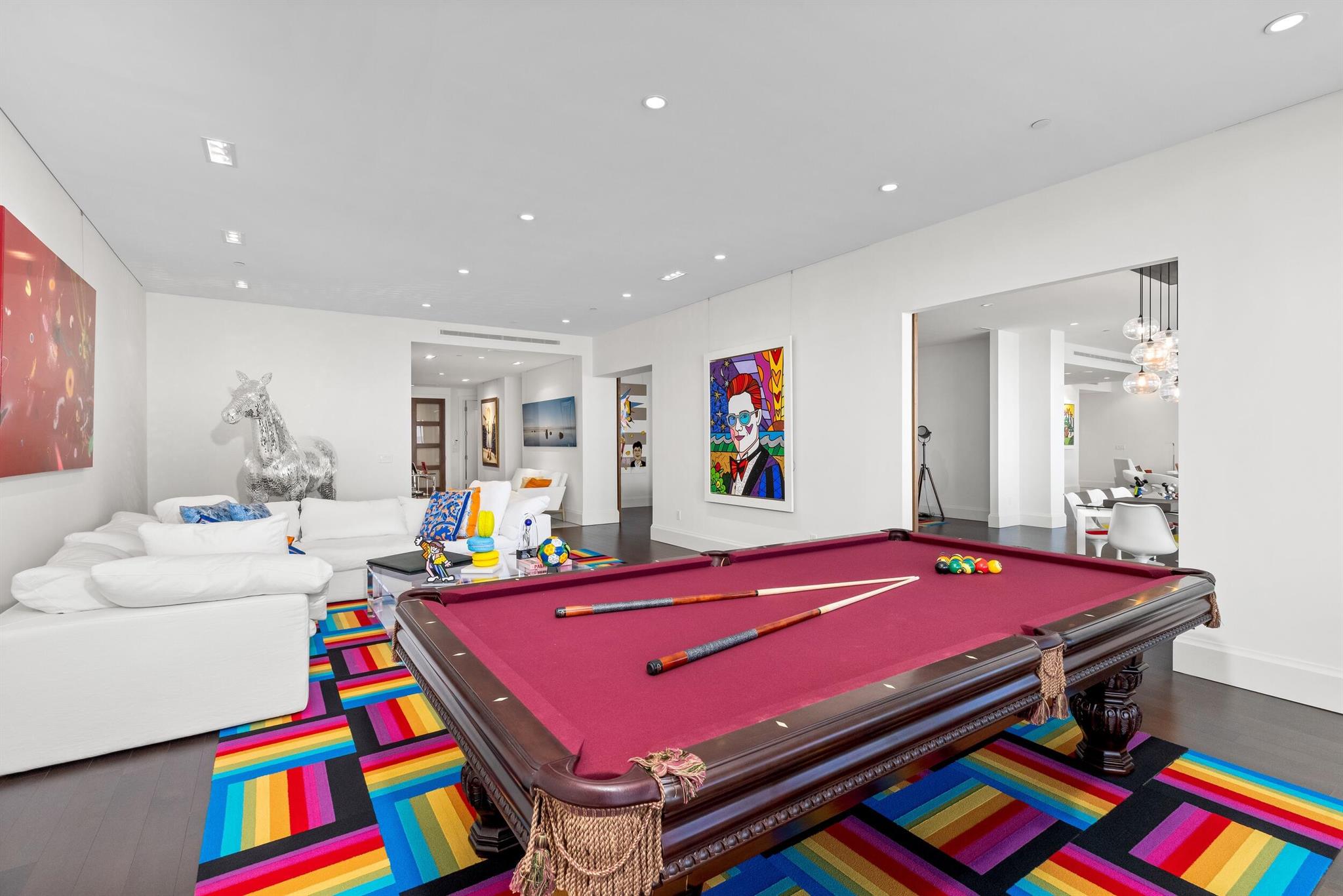BELLARIA CONDO - Residential