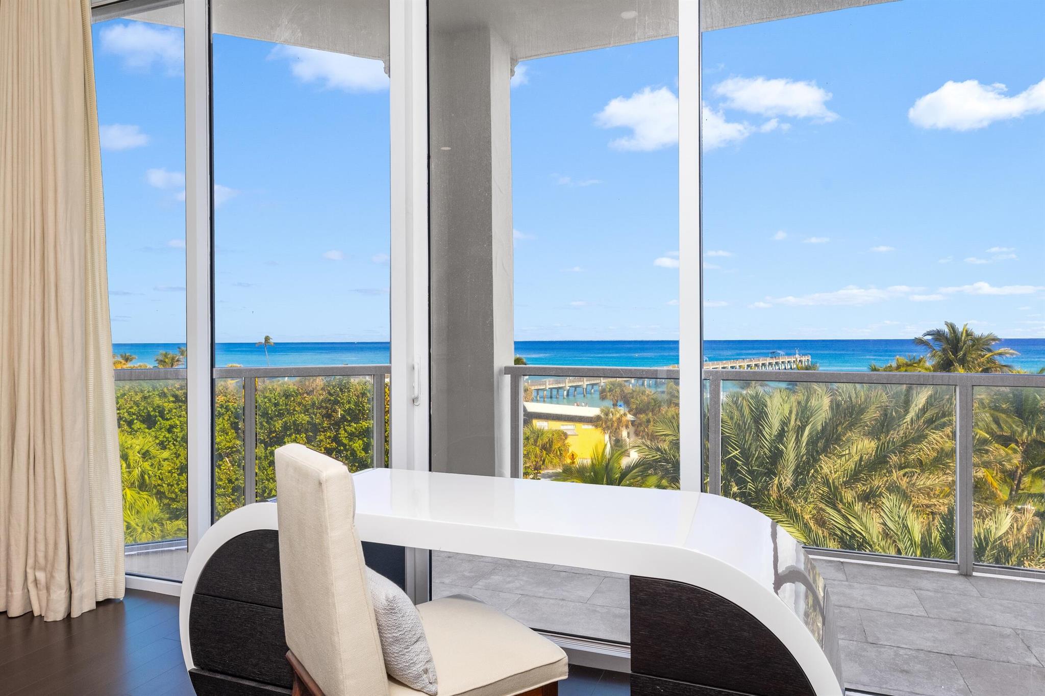 BELLARIA CONDO - Residential