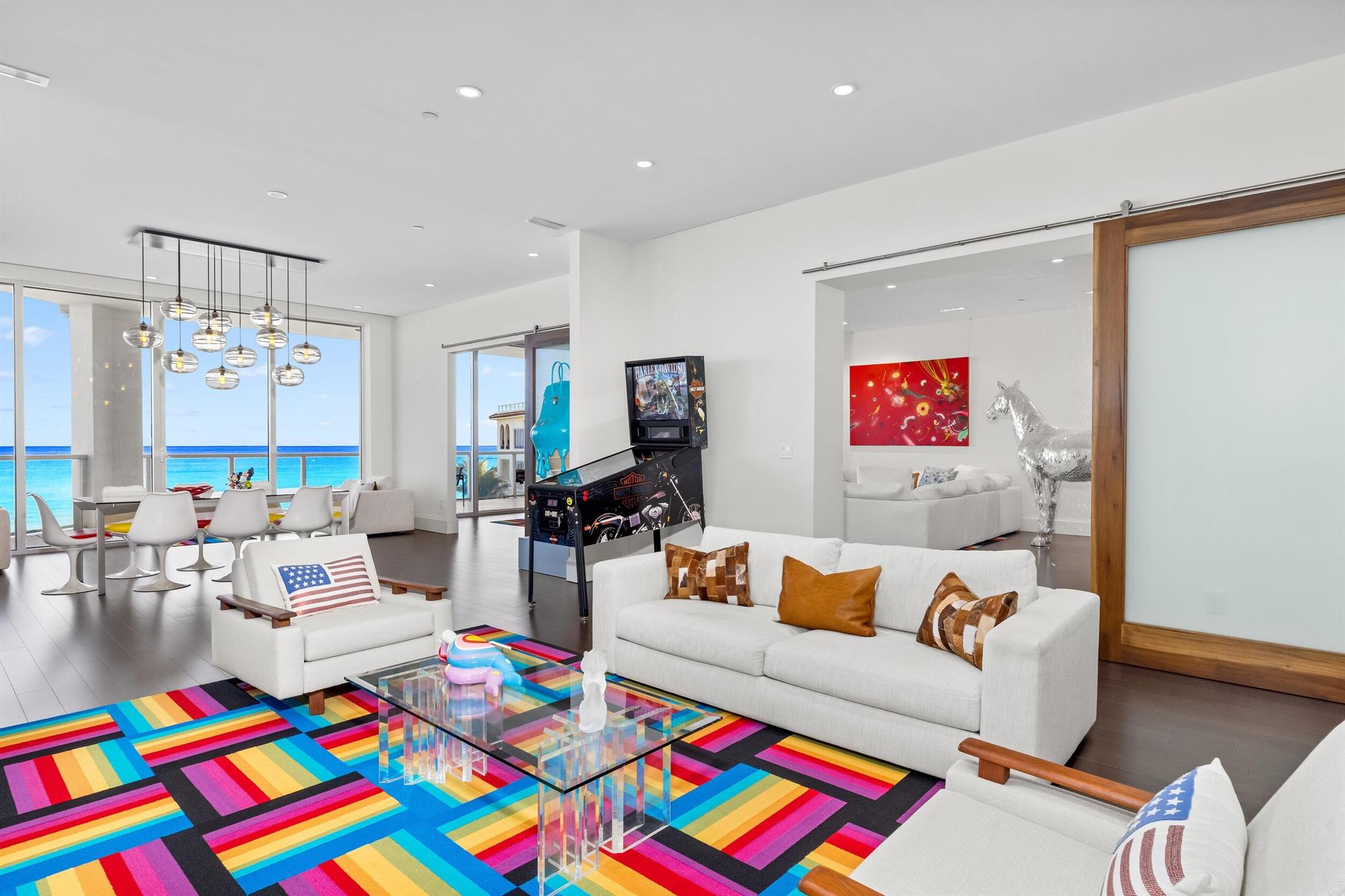 BELLARIA CONDO - Residential