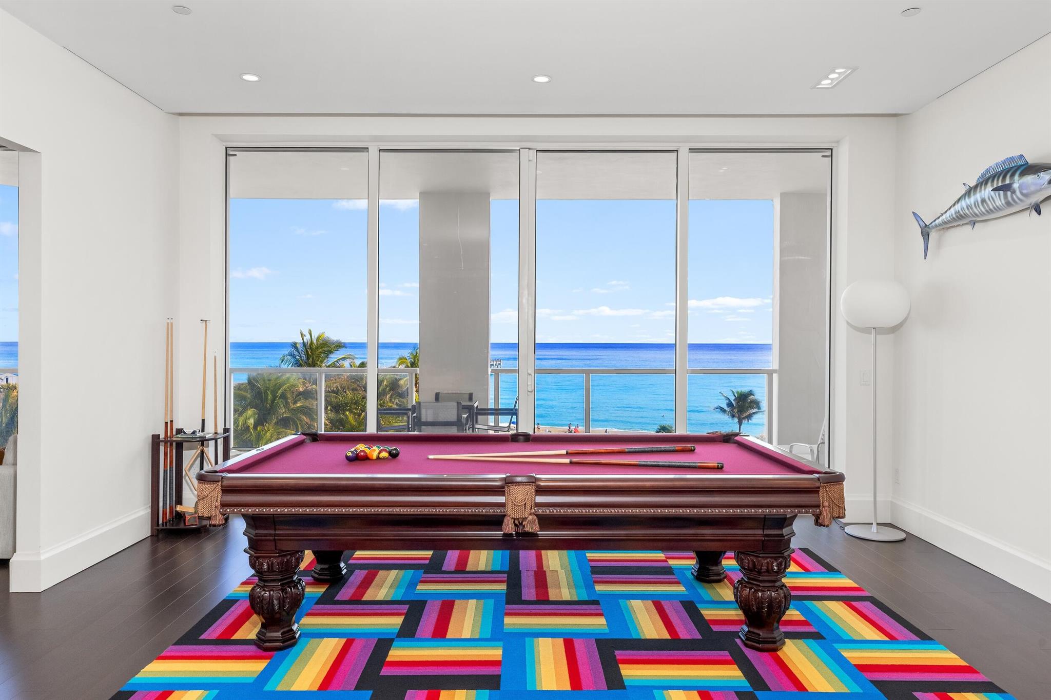 BELLARIA CONDO - Residential