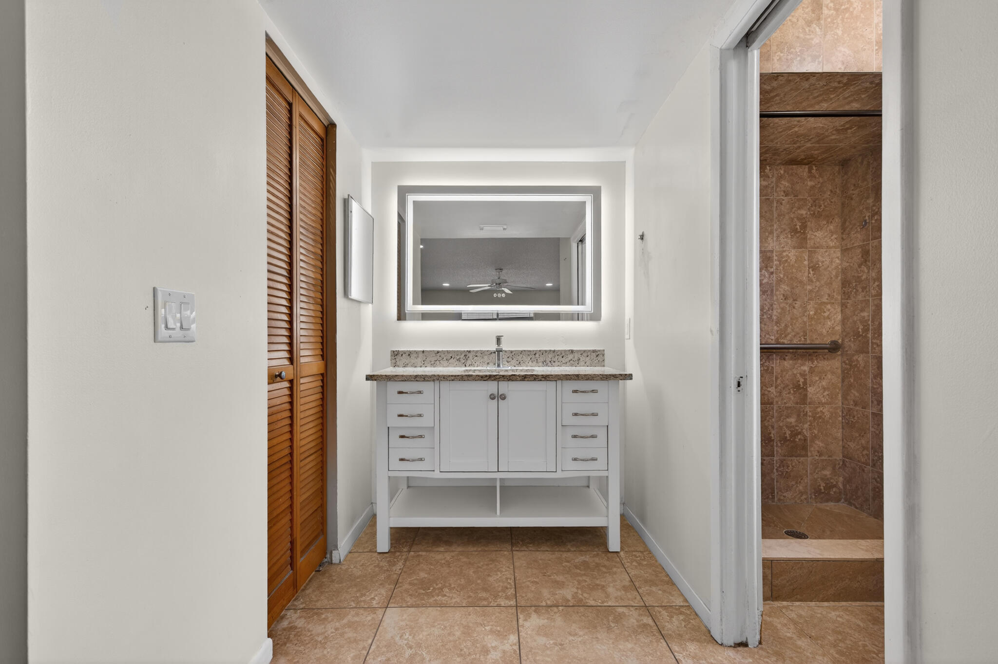 WHISPERING PINES - Residential