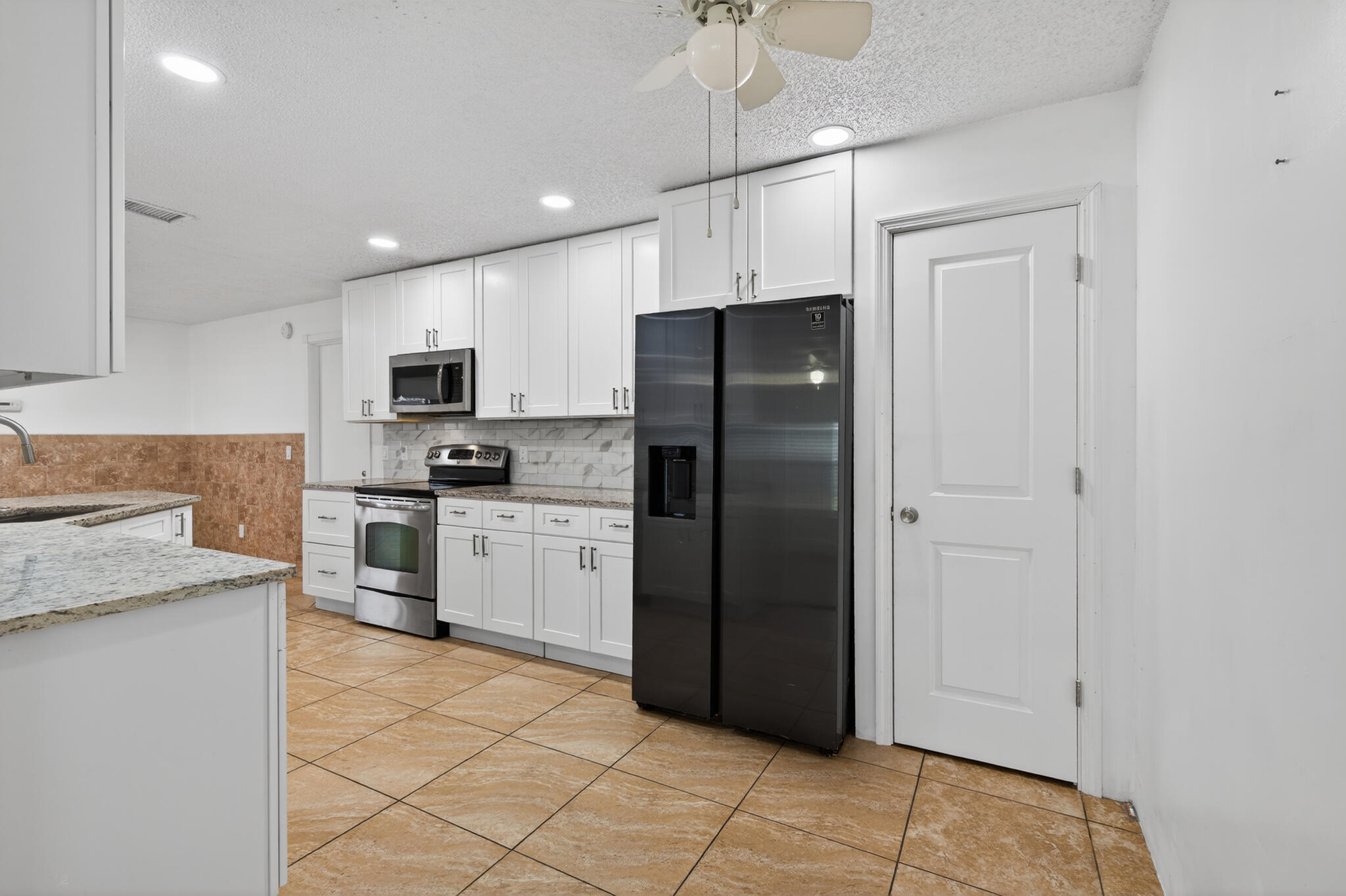 WHISPERING PINES - Residential