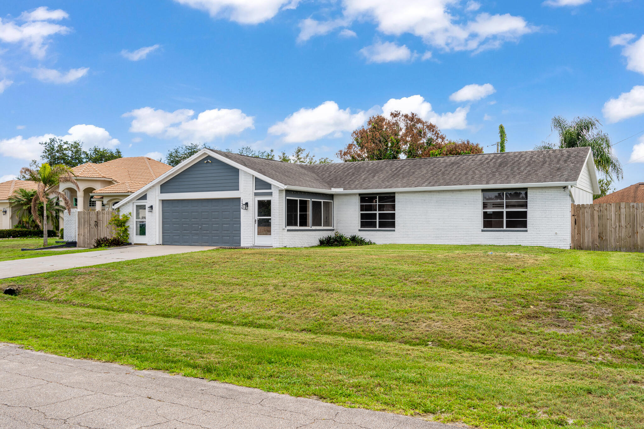 WHISPERING PINES - Residential