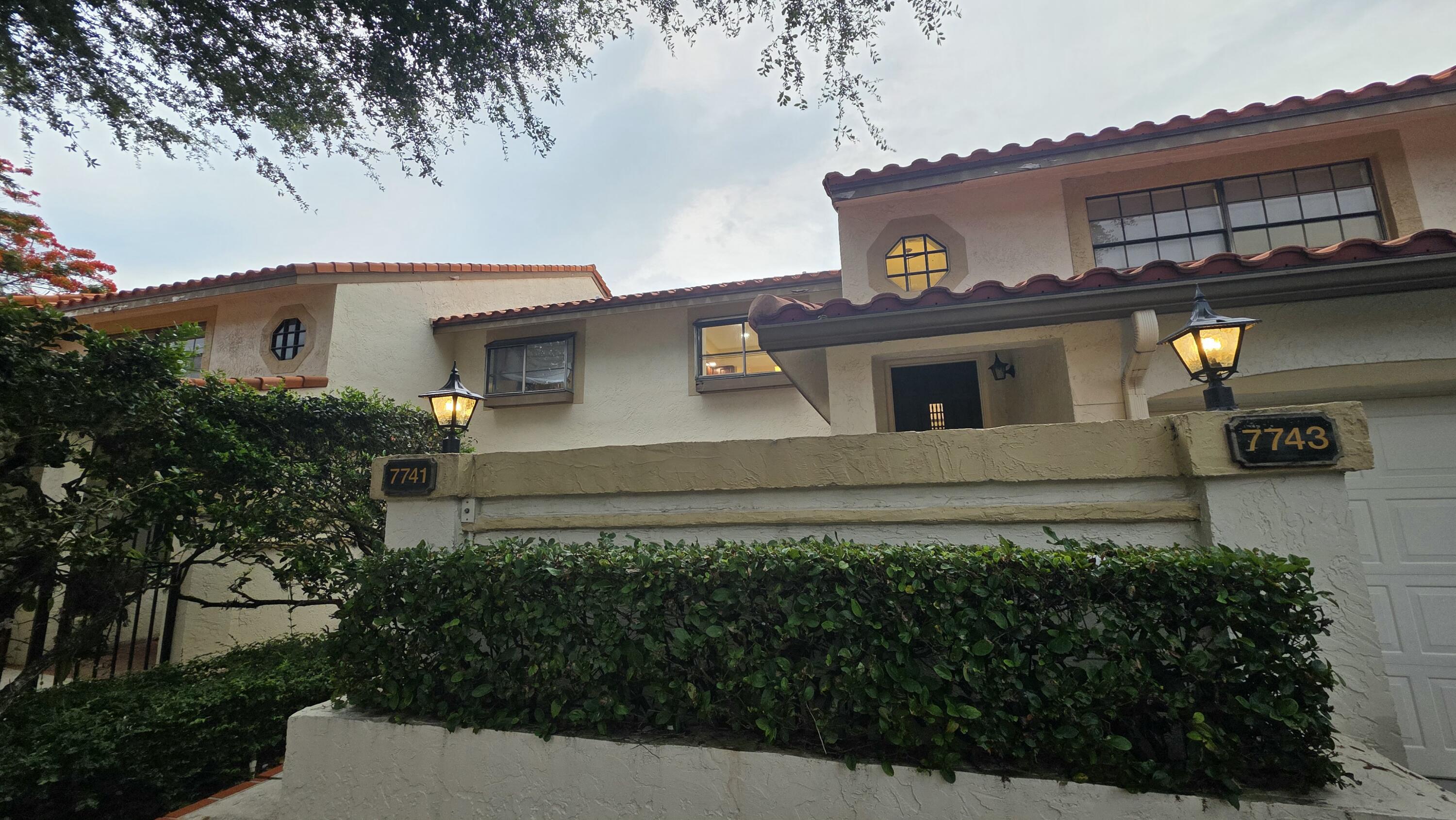 Welcome to this beautifully updated 3/2 (1 car garage)residence in La Mirada at Boca Pointe. Offering a spacious open floor plan, a stunning remodeled kitchen with SS appliances, updated bathrooms, and elegant large-format tile flooring throughout. Skylights fill the living areas with abundant natural light.  Enjoy breathtaking lake and fountain views from the oversized screened balcony—the perfect place to relax and take in spectacular sunsets. Conveniently located just steps from the community pool and spa, this home offers the ideal blend of comfort and resort-style living.  Located within an A-rated school district, close to premier shopping, dining, and major roadways.  Residents also have the option to join the Boca Pointe Country Club with various membership opportunities avail.