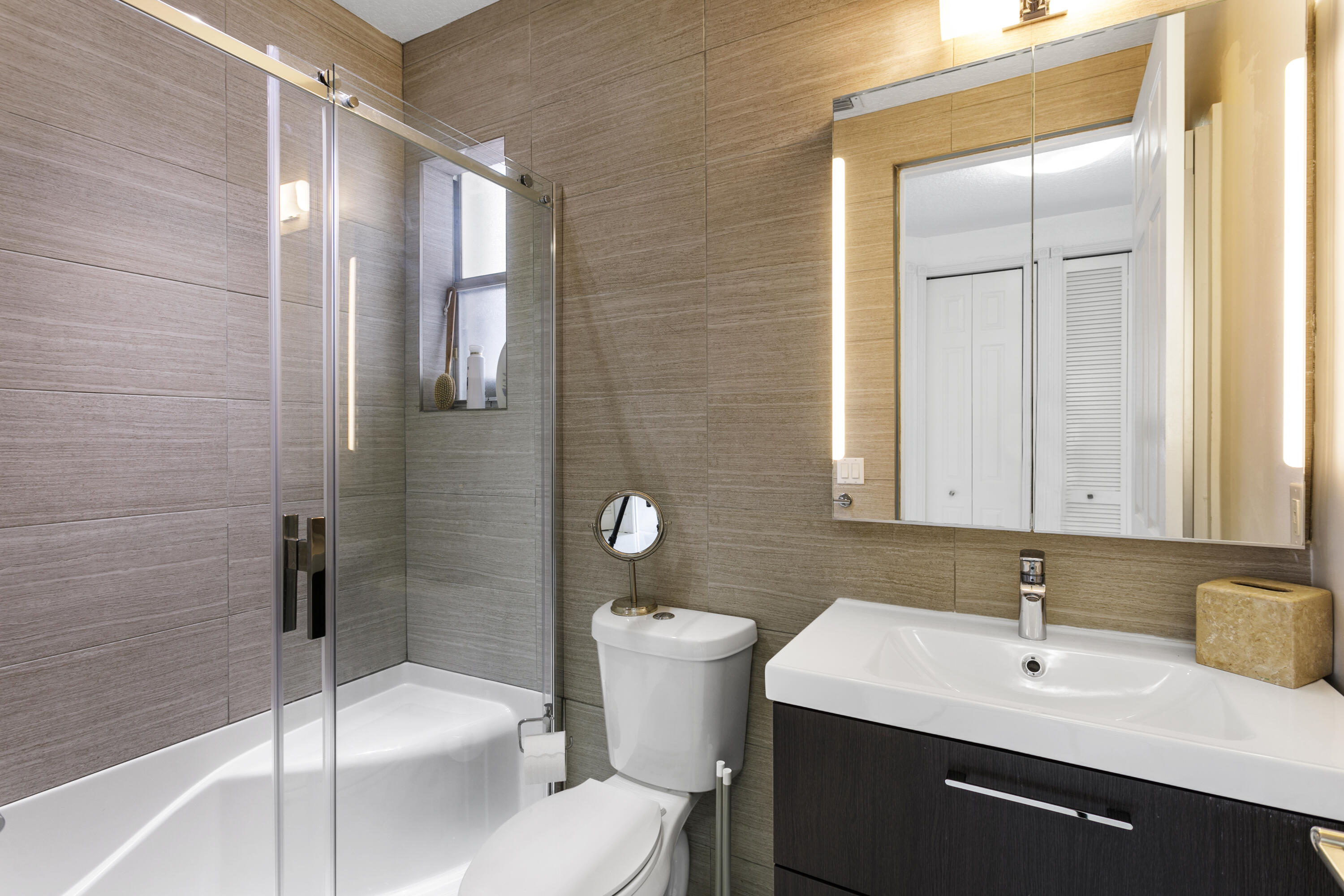 IRONHORSE PAR C - Residential Lease