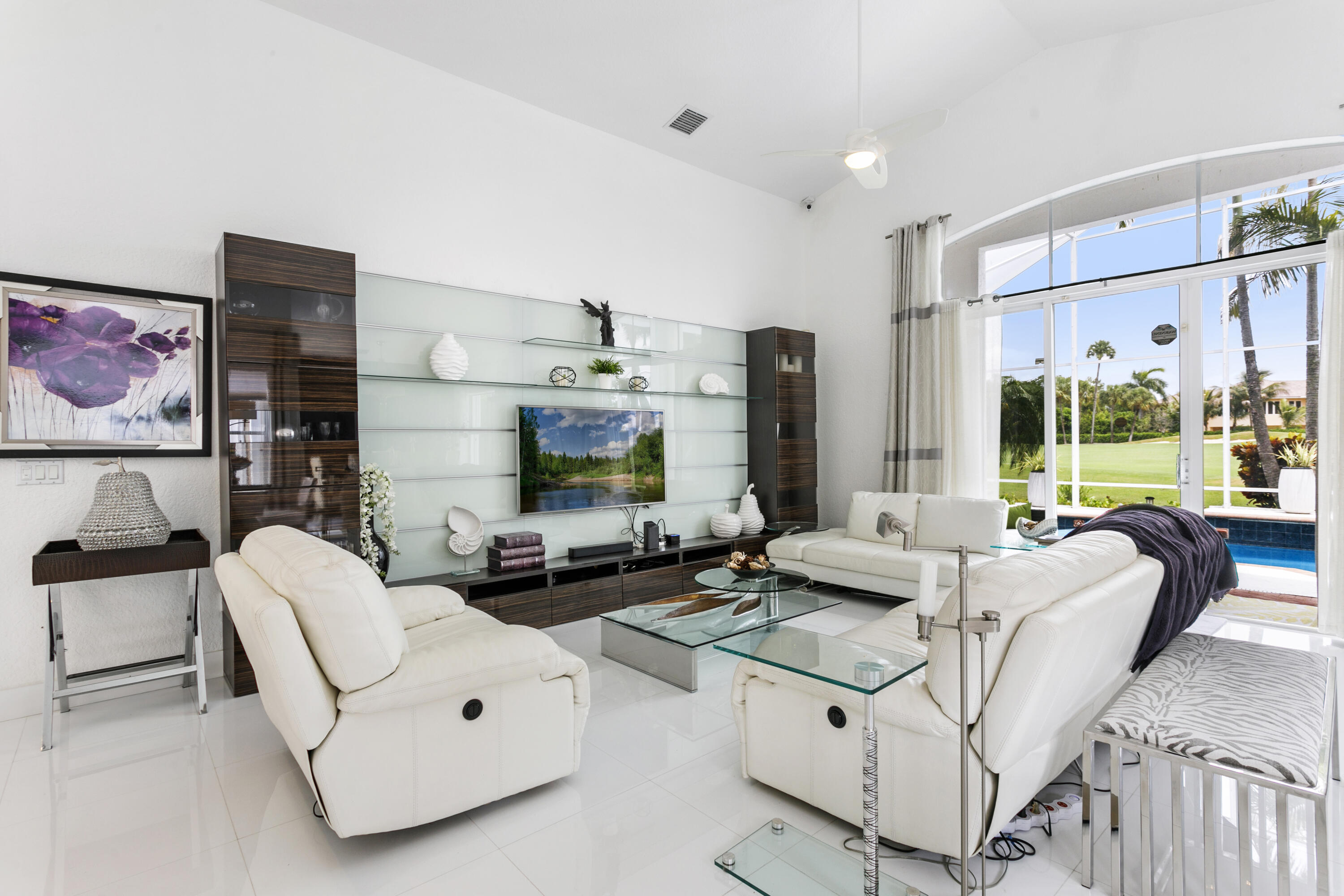 IRONHORSE PAR C - Residential Lease
