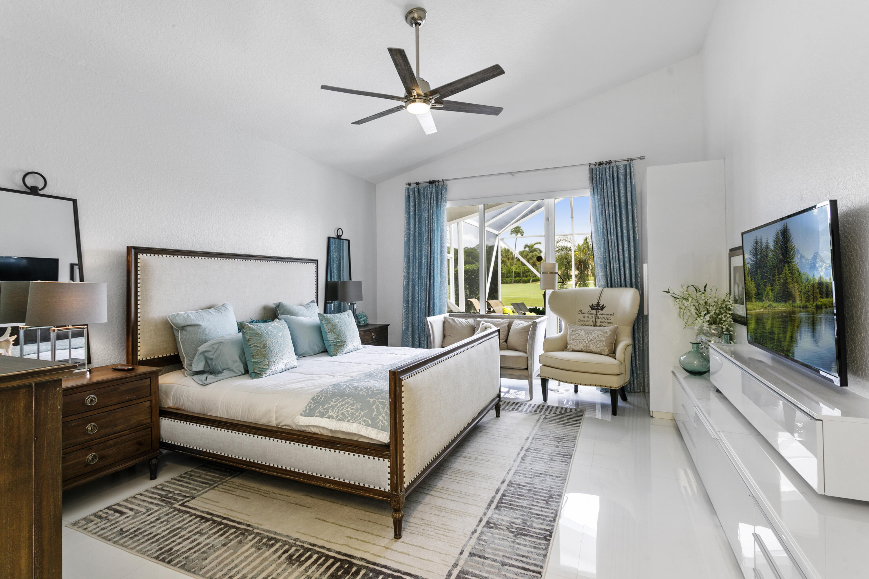IRONHORSE PAR C - Residential Lease