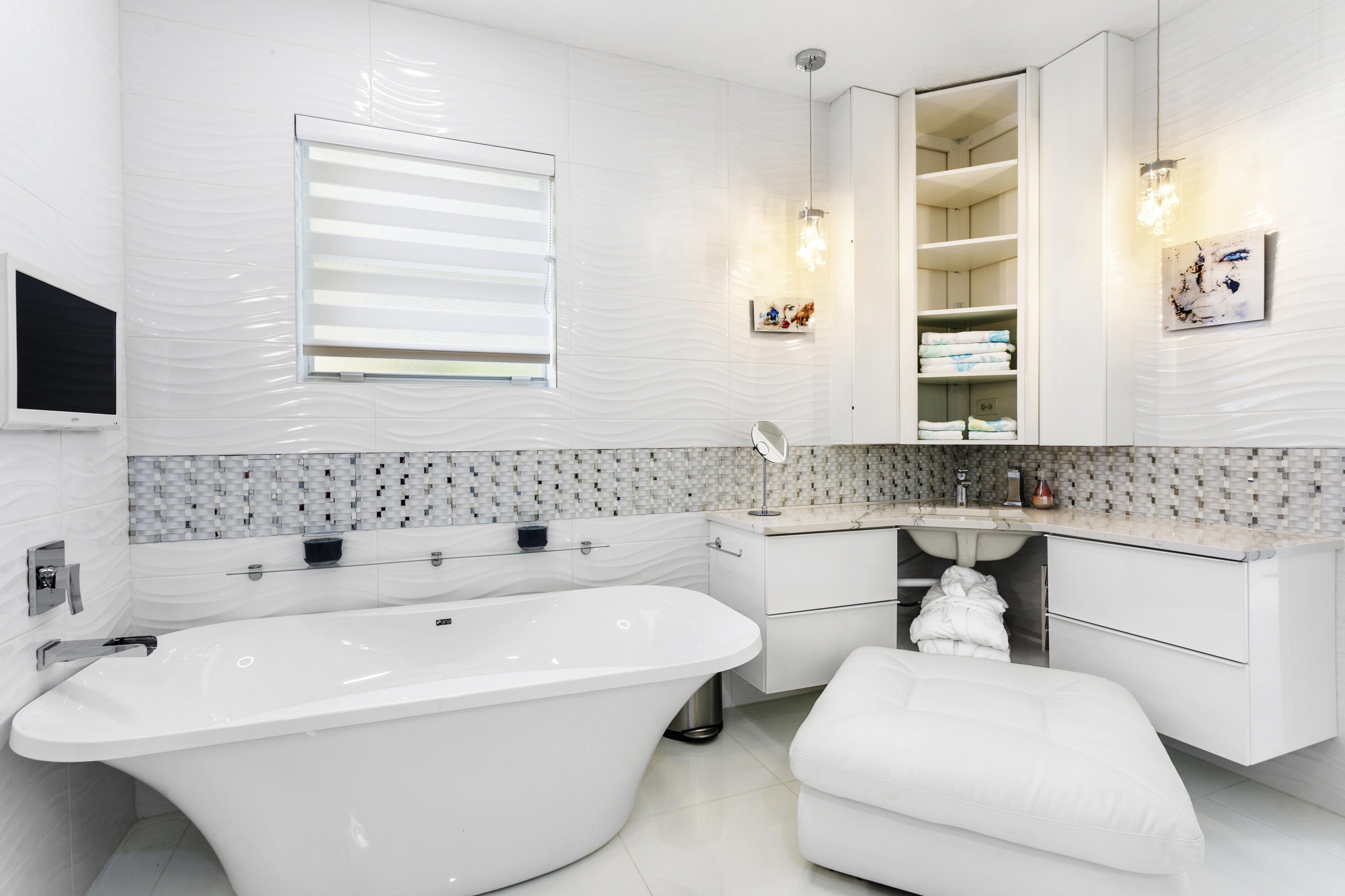 IRONHORSE PAR C - Residential Lease