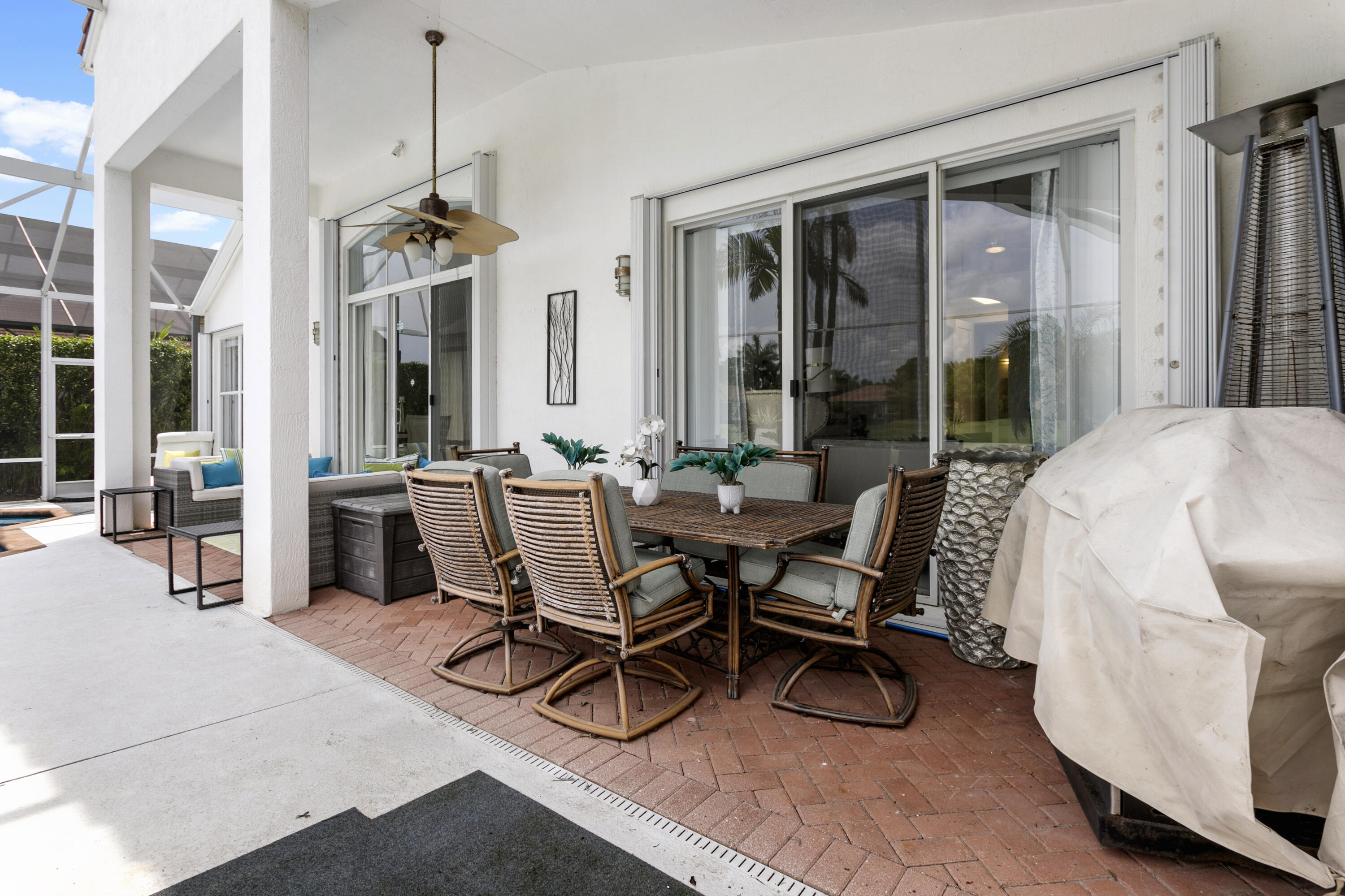 IRONHORSE PAR C - Residential Lease