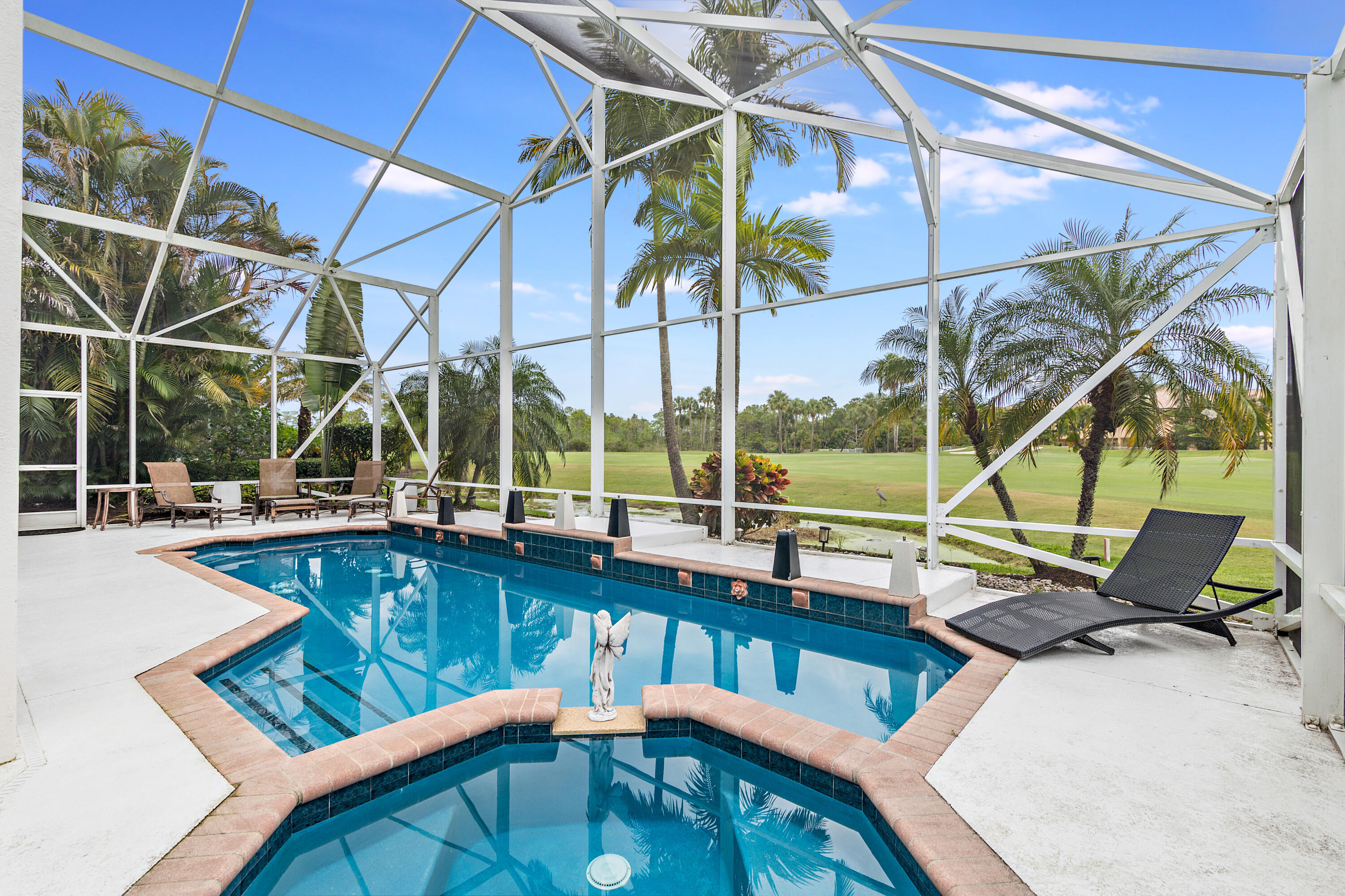 IRONHORSE PAR C - Residential Lease